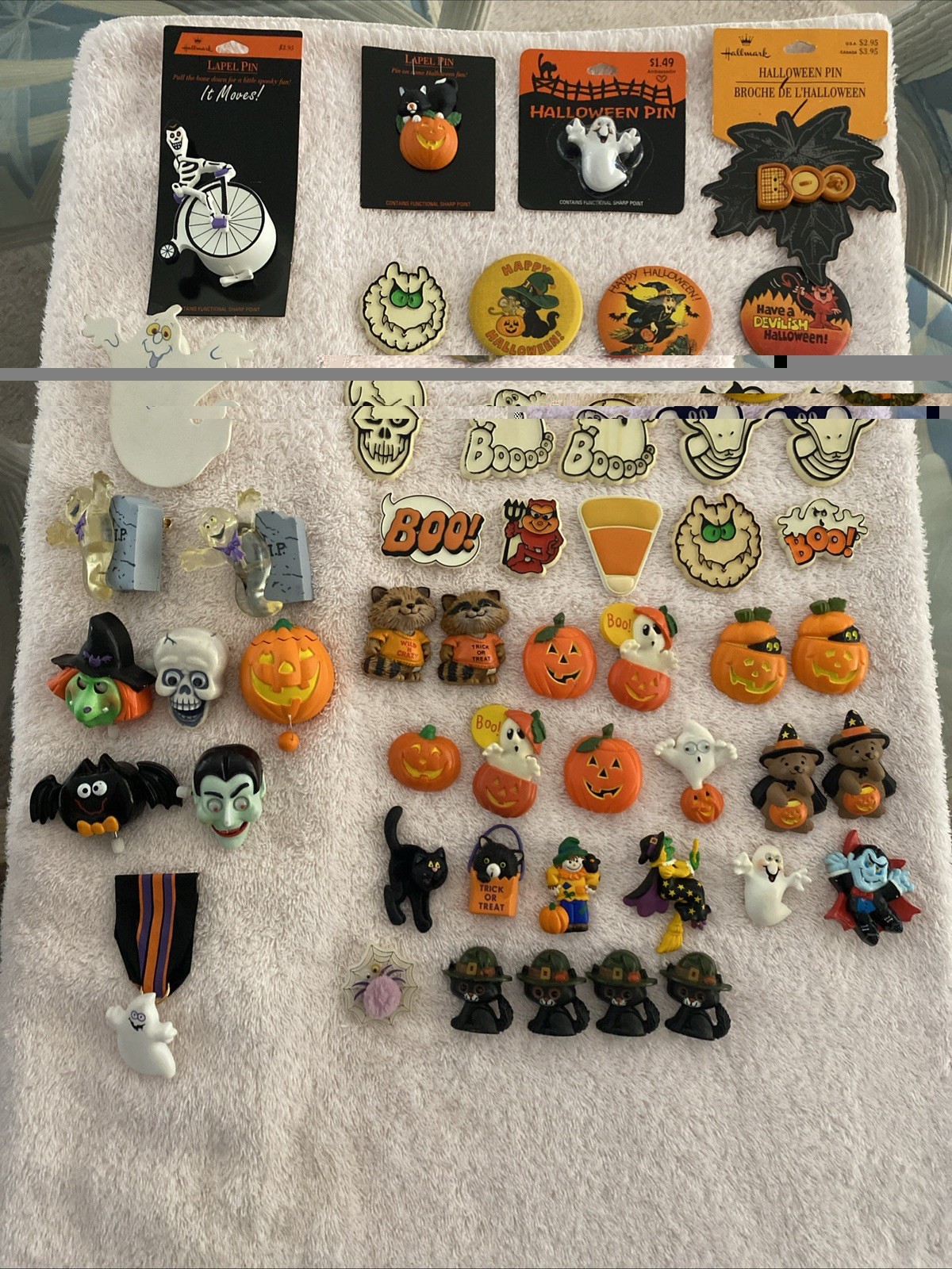 Hallmark Halloween Pins (50 Pins)