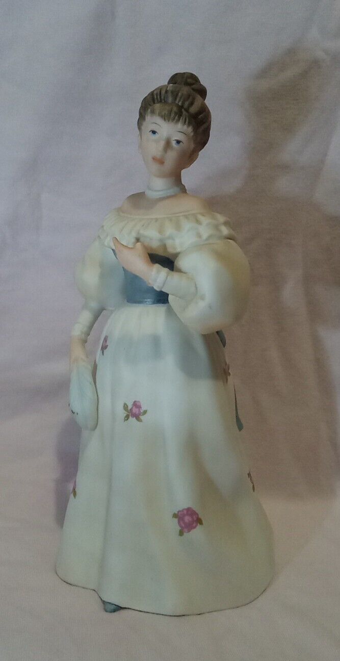 Porcelain Homco #1463 Vintage Colonial Lady with Feather Fan Figurine
