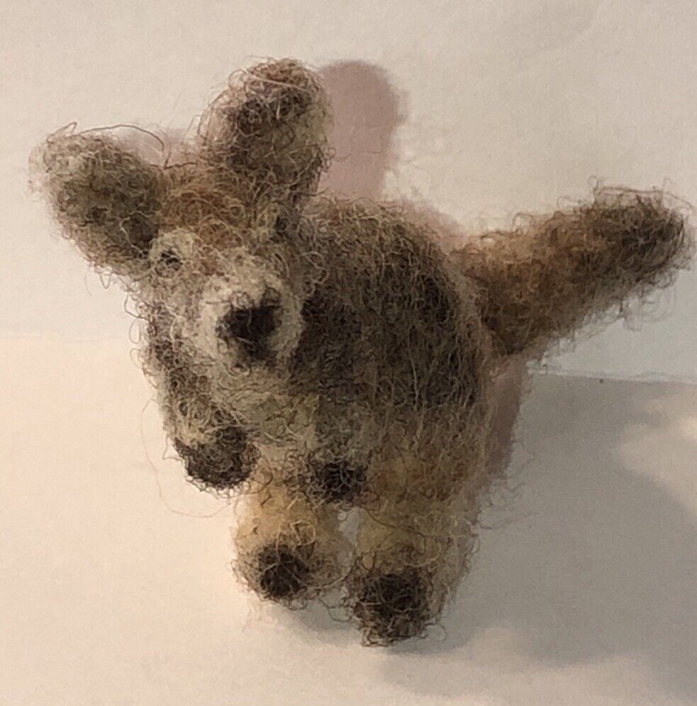 Little Bea Studio Artist Angie Felted Kangaroo Miniature New In Box Animal Wool