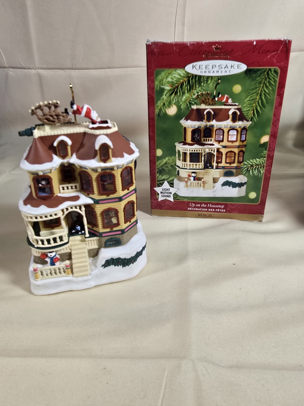 2001 Hallmark Keepsake \