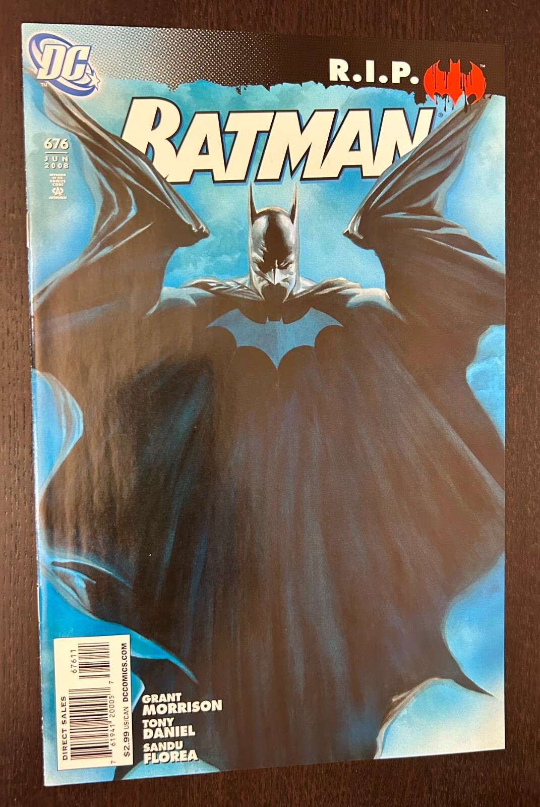 BATMAN #676 (DC Comics 2008) -- Grant Morrison -- NM-