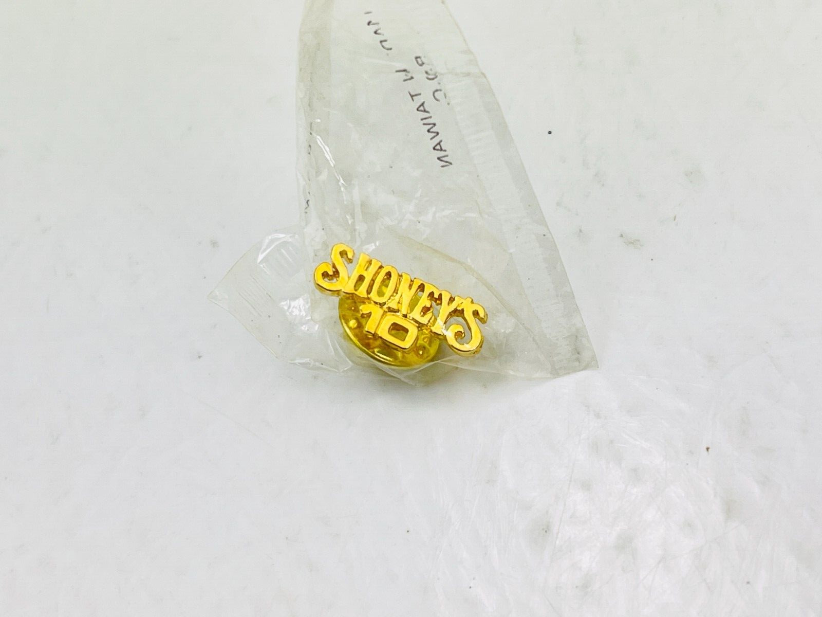 Vintage Shoney's 10 Year Loyalty Lapel Pin Tack Pinback Gold Tone 19mm x8mm -NEW Vintage Shoney's 10 Year Loyalty Lapel Pin Tack Pinback Gold Tone 19mm x8mm -NEW