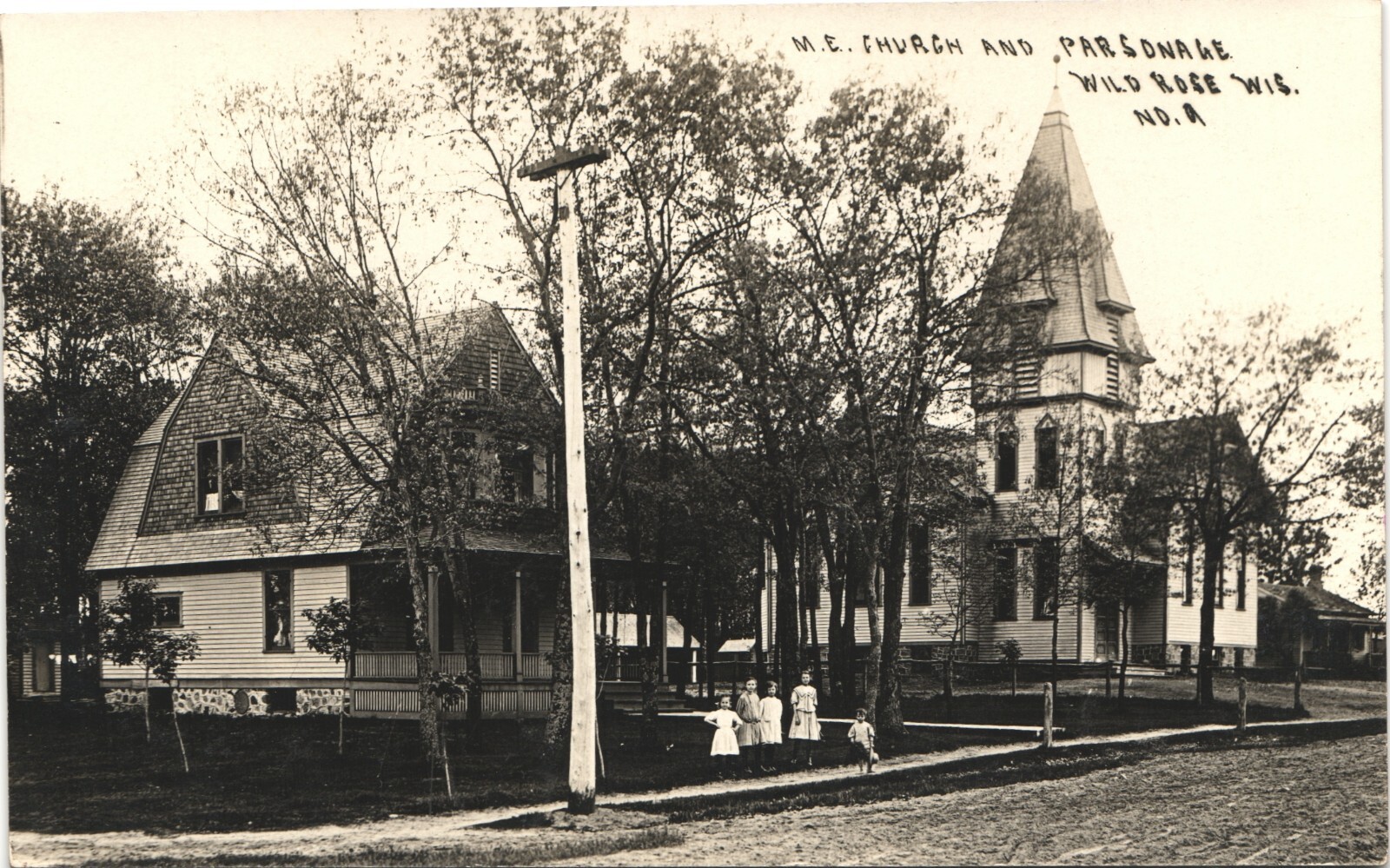 WILD ROSE, WI METHODIST CHURCH real photo postcard rppc WISCONSIN PARSONAGE 1910