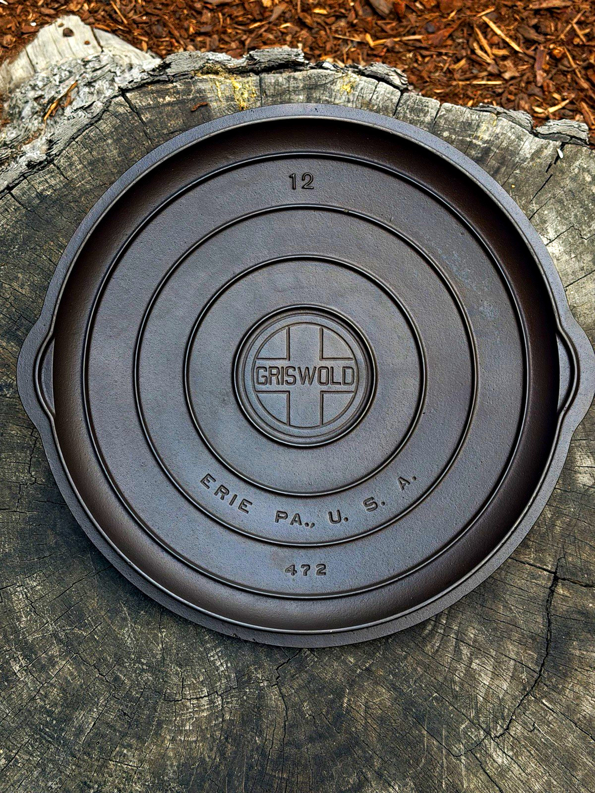 Vintage Griswold No. 12 472 Cast Iron Low Dome Lid