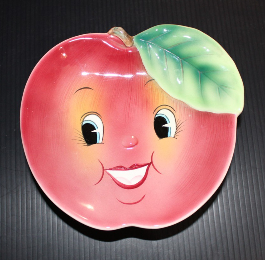 Vintage PY Miyao Anthropomorphic Red Apple Happy Face Pedestal Tidbit Tray