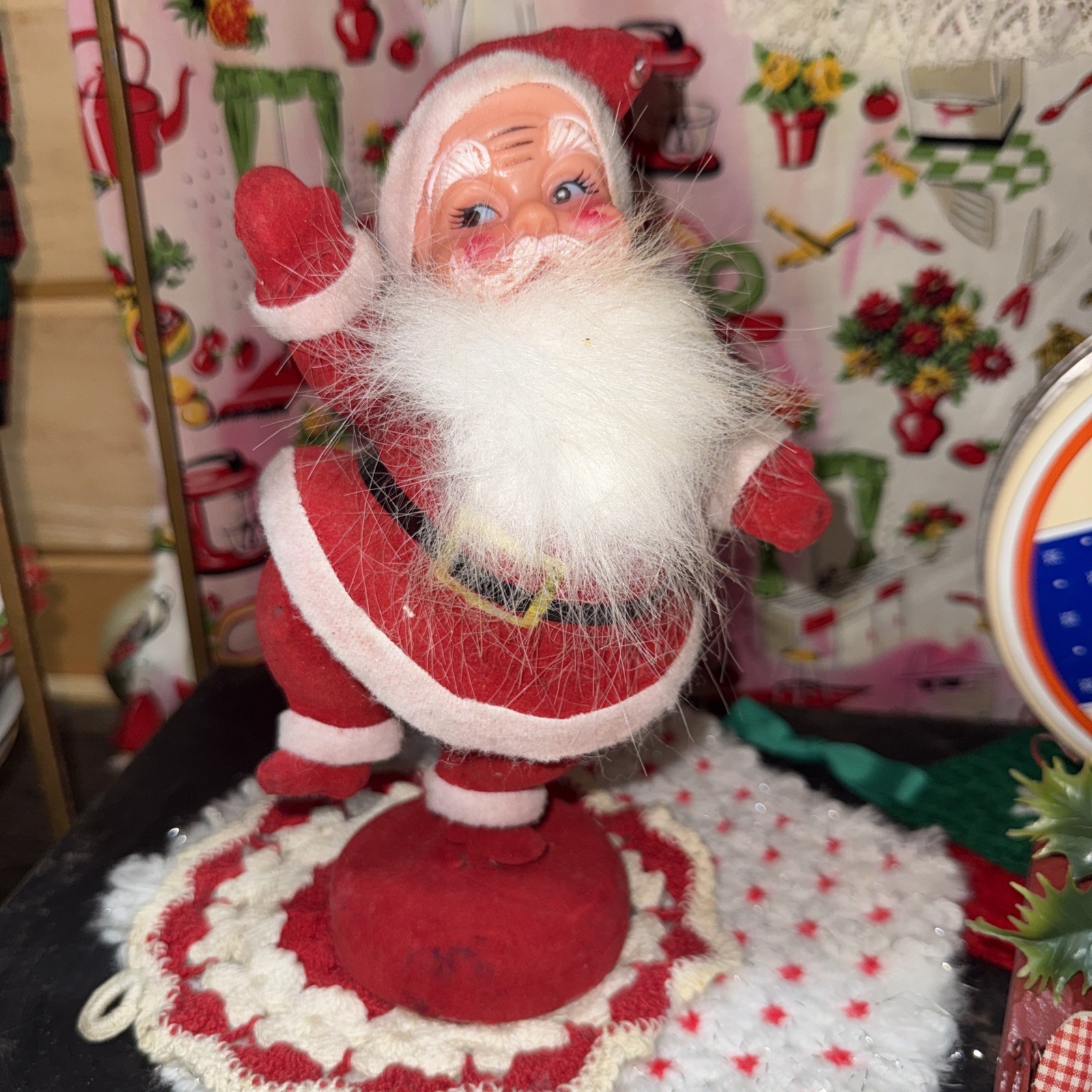 Vintage Christmas Dancing Santa Claus Red Felt Velvet Flocked Figurines 8.5”