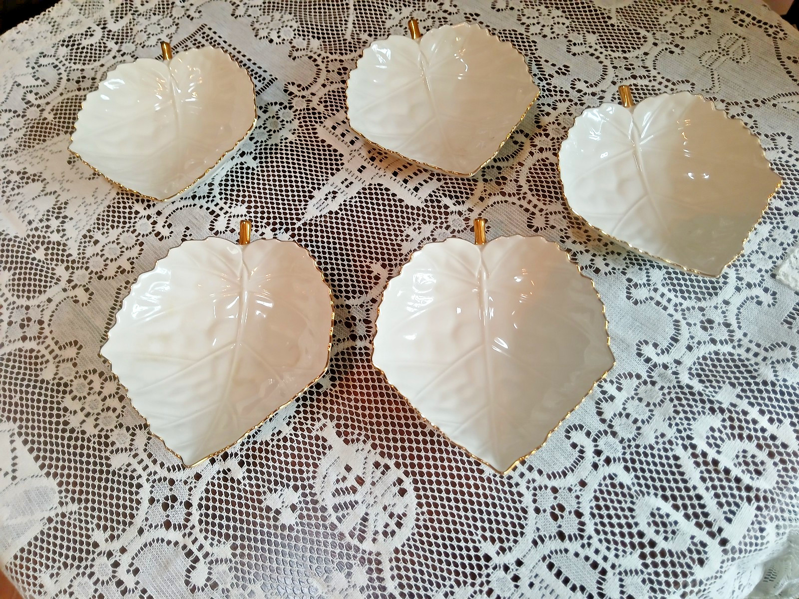 Set of 5 Lenox Leaf Bowls – Gold Trim – Embossed Design China – Made in USA