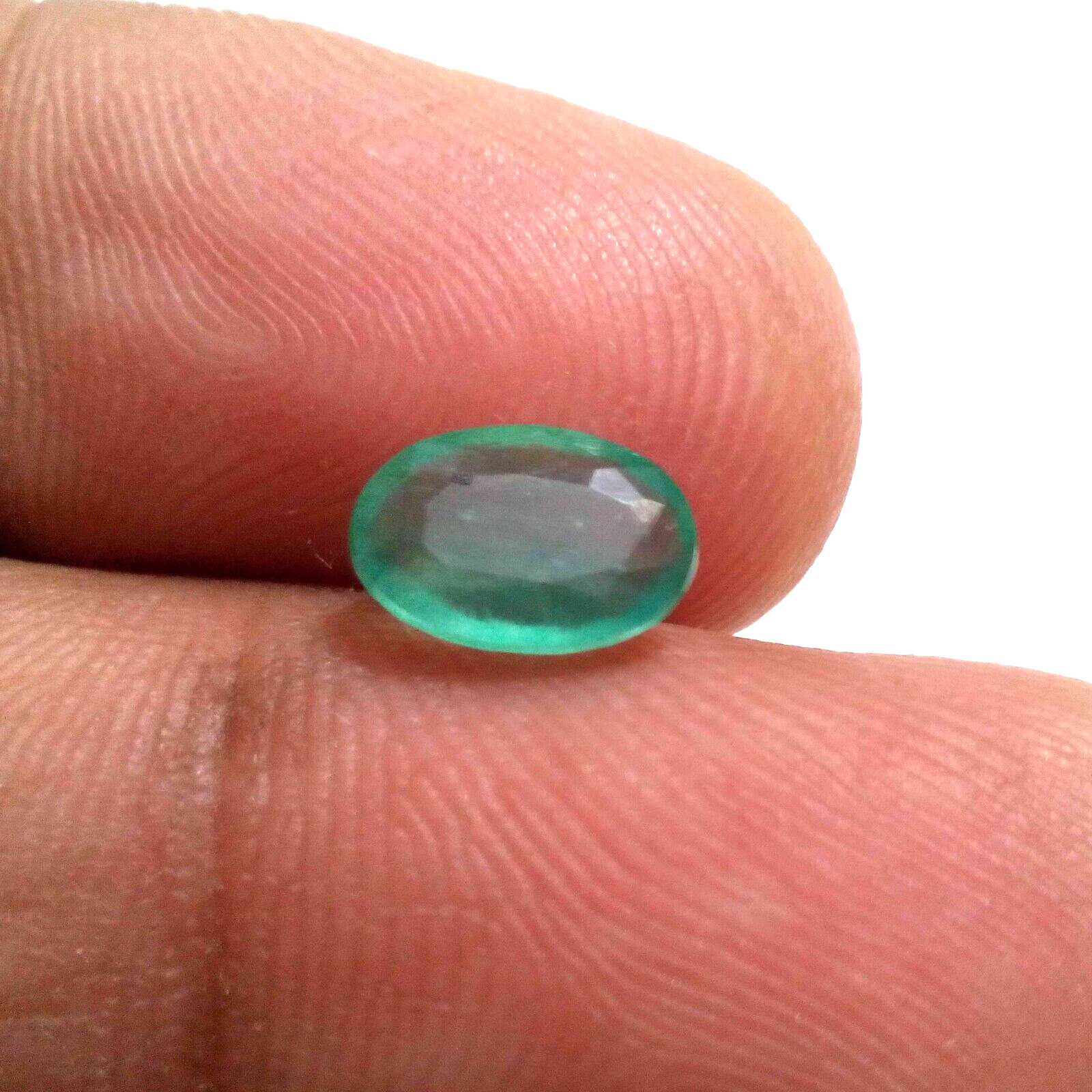 Beautiful Colombian Emerald Faceted Oval Shape 1.30 Crt Emerald Loose Gemstone