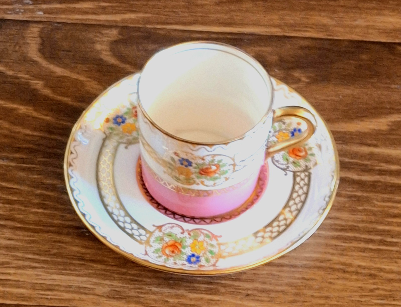 Vtg Aynsley England B179 Pink & White Floral  Porcelain Demitasse Cup & Saucer 