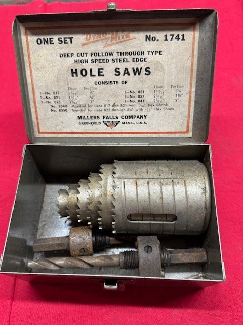Millers Falls 1741 Dyno-Mite Hole Saw Set - Vintage - hast minor rust