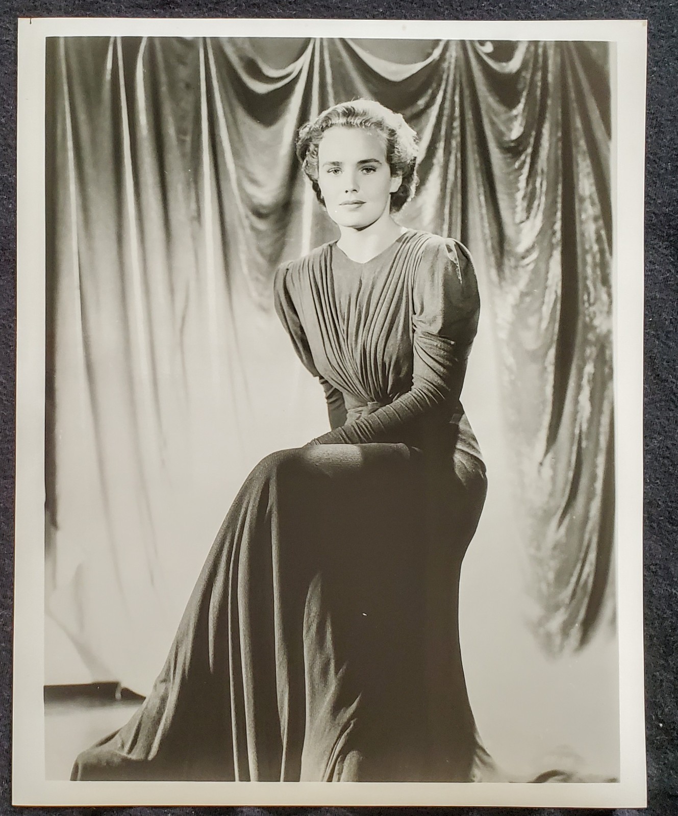 1940s Star Actress Studio Hollywood 8x10 Portrait Photograph