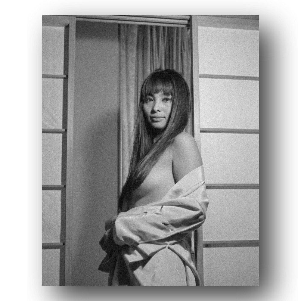 Akiko Wakabayashi Photo 8x10 You Only Live Twice 1967 James Bond Aki Publicity