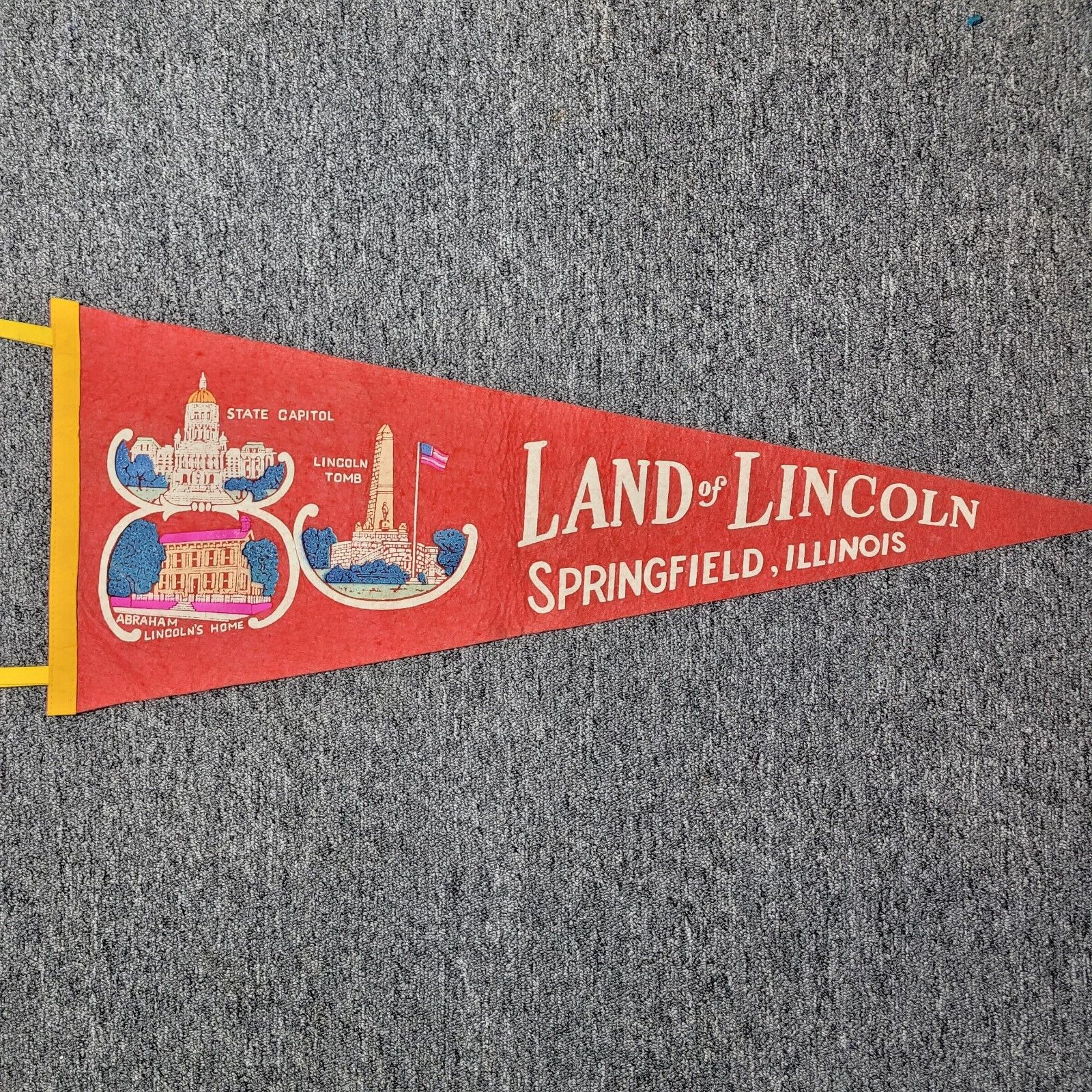 Vintage 1960s Land of Lincoln Springfield IL Red Souvenir Travel Felt Pennant
