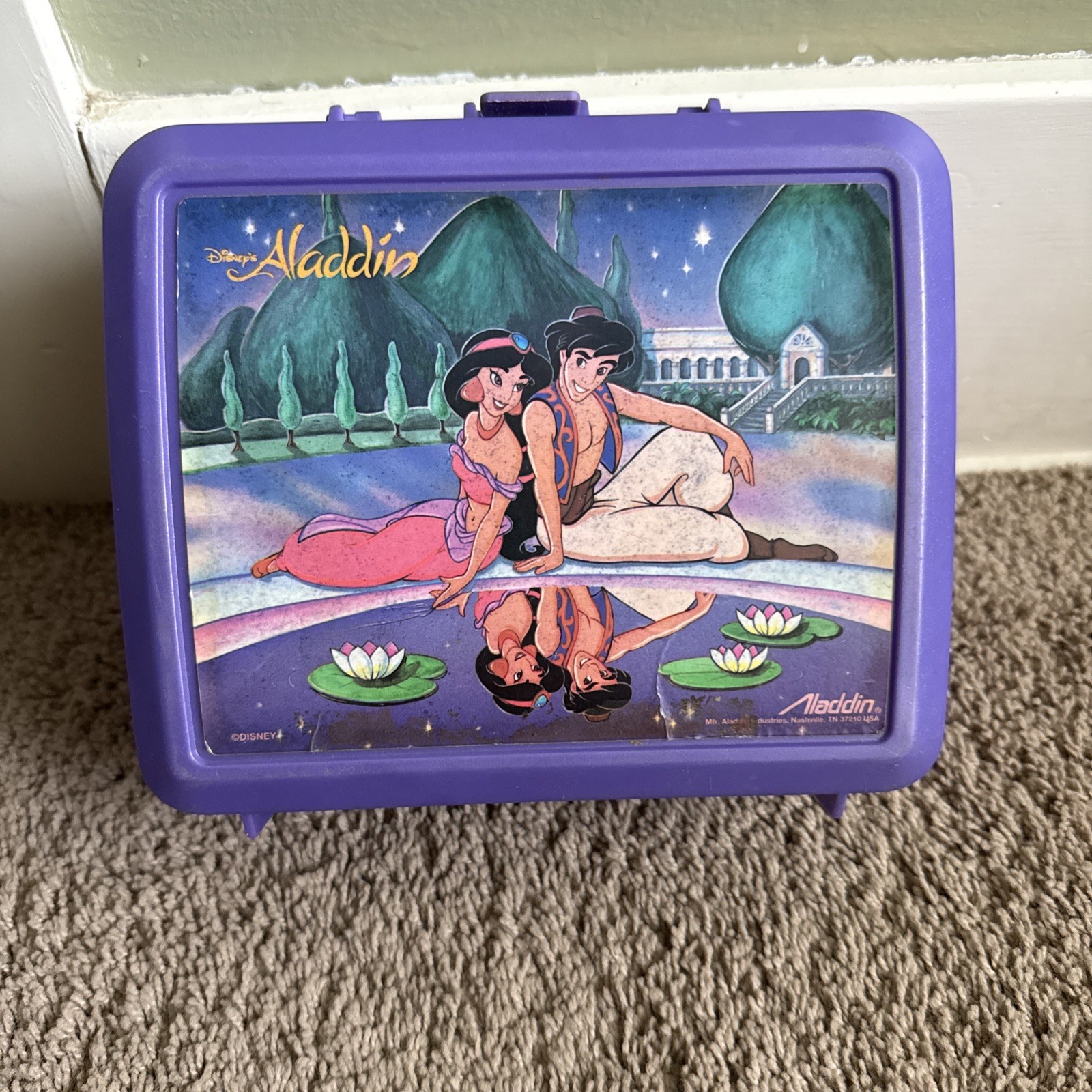 Vintage 1990s Disneys Aladdin Jasmine Plastic Lunch Box Purple USA w/Thermos 