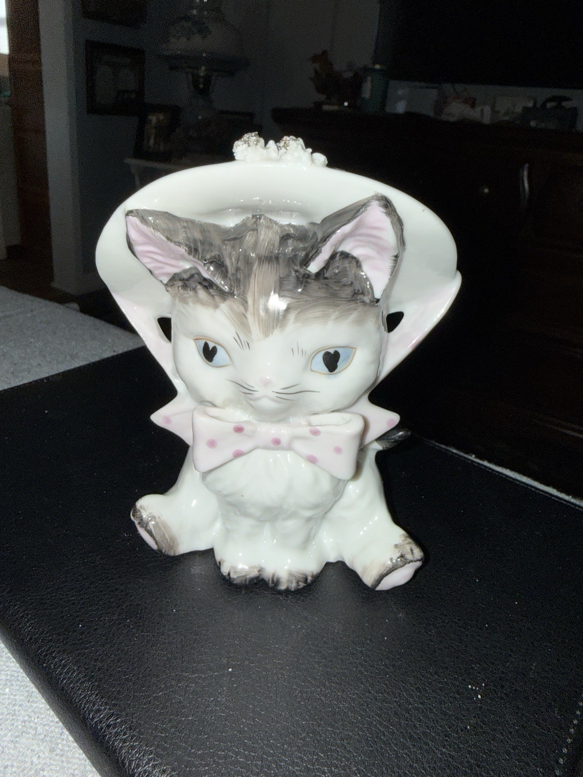 Vintage Japan Kitsch Kitten Planter Figure