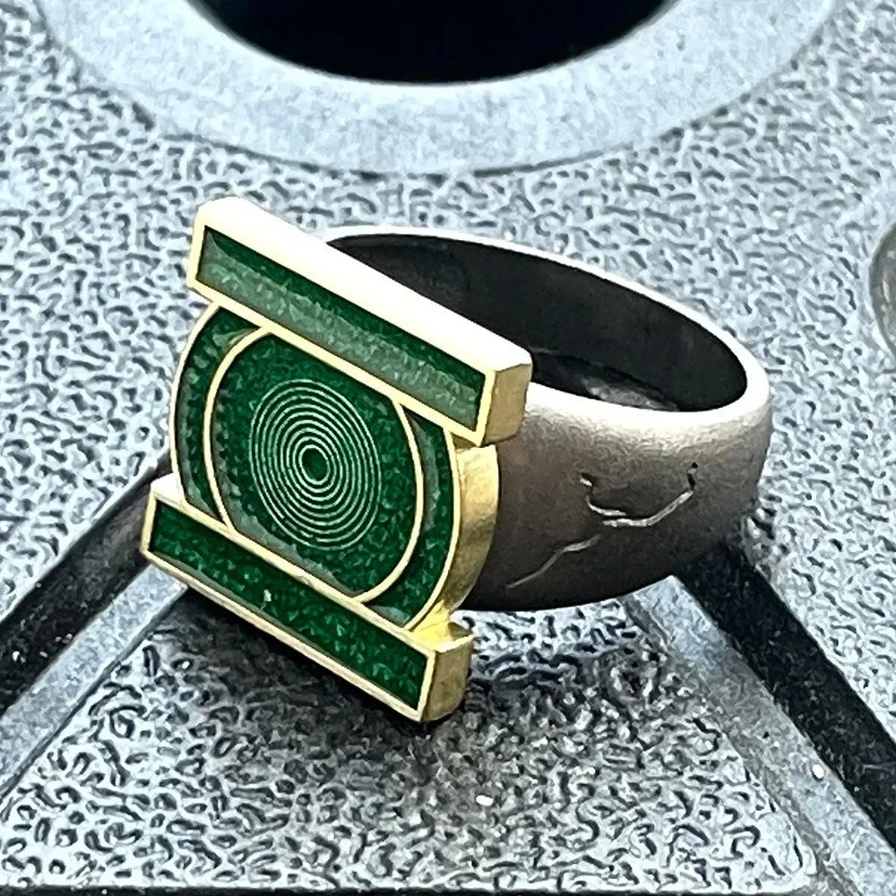 Green Lantern Glow In The Dark Ring (Lanterns) - size 9, 10, 11, 12