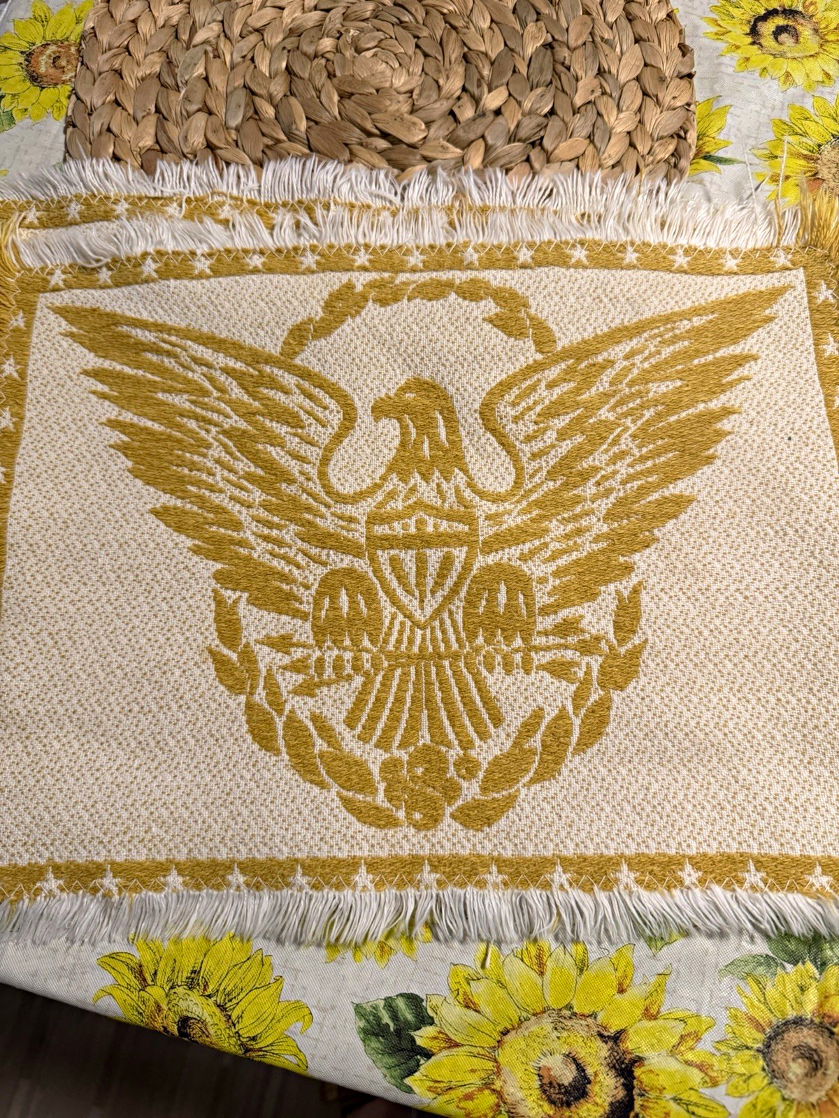 70’s Vtg Fringed Patriotic Eagle placemats set of 3, Gold/White Rectangular 70’s Vtg Fringed Patriotic Eagle placemats set of 3, Gold/White Rectangular