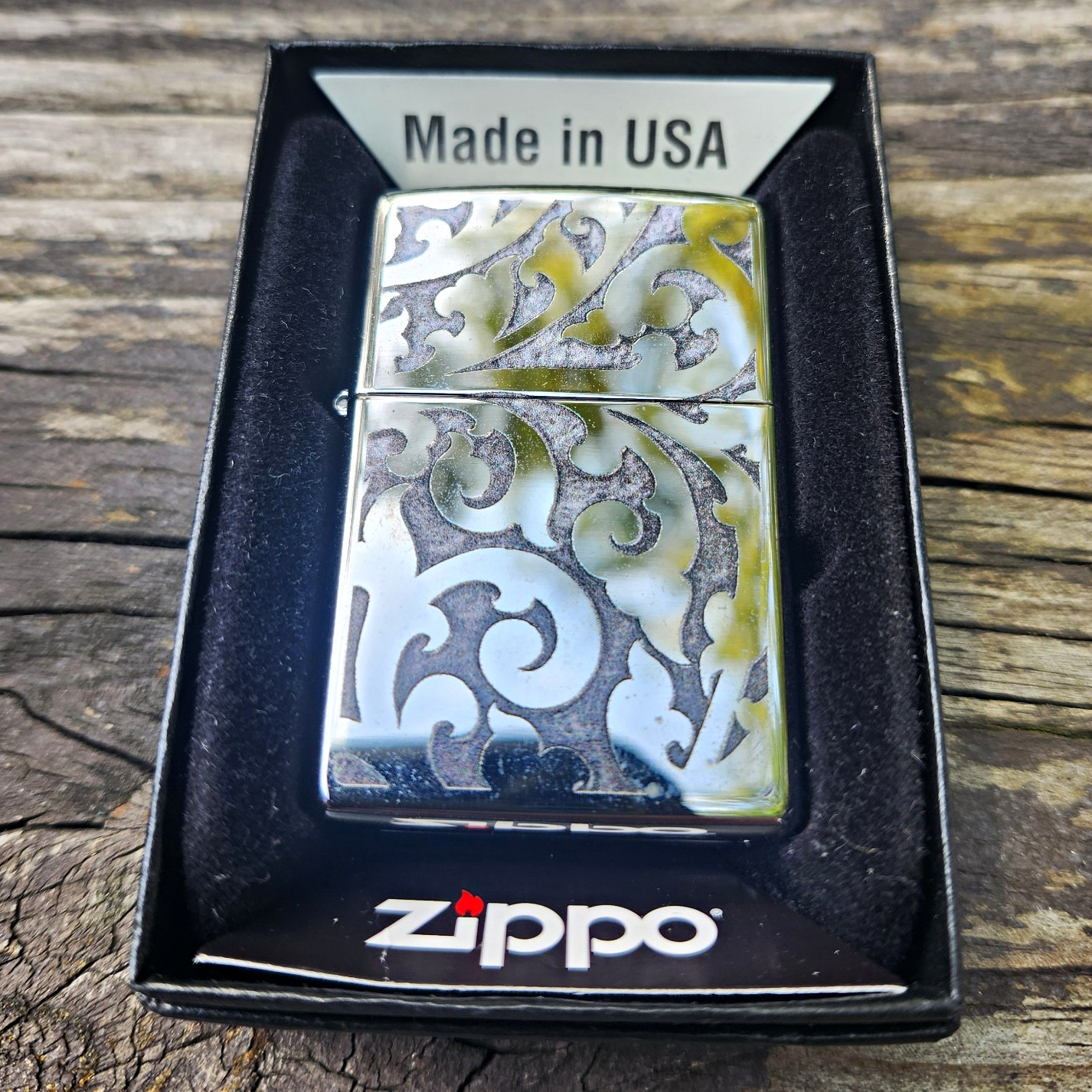 Zippo Filigree Chrome Cigarette Lighter Made in USA Cigarettes Theme w/ Box