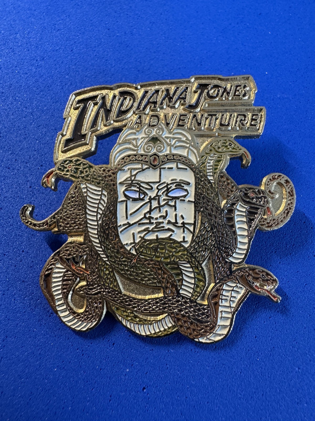 Disney Pin 2000 DLR Indiana Jones Adventure Gold Mara And Snakes Disney Pin 2000 DLR Indiana Jones Adventure Gold Mara And Snakes