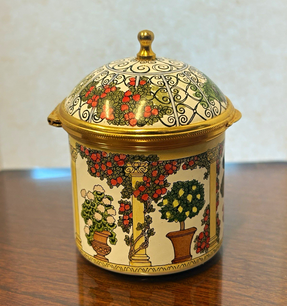 Vtg Staffordshire Enamels Garden Gazebo Trinket Box Bonbonniere England Signed