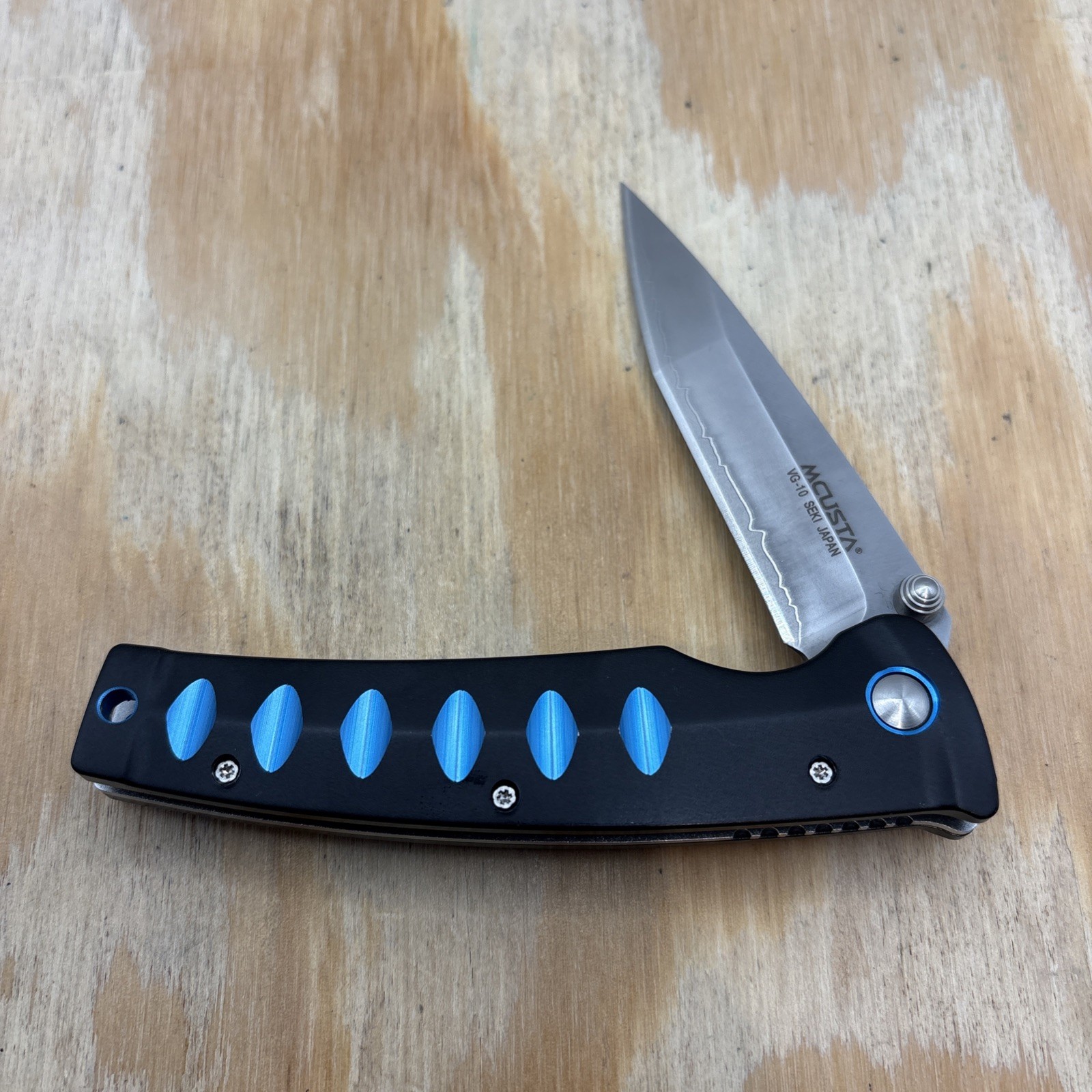 Mcusta MC-0044C Katana Series Seki Japan VG-10 Folding Pocket Knife