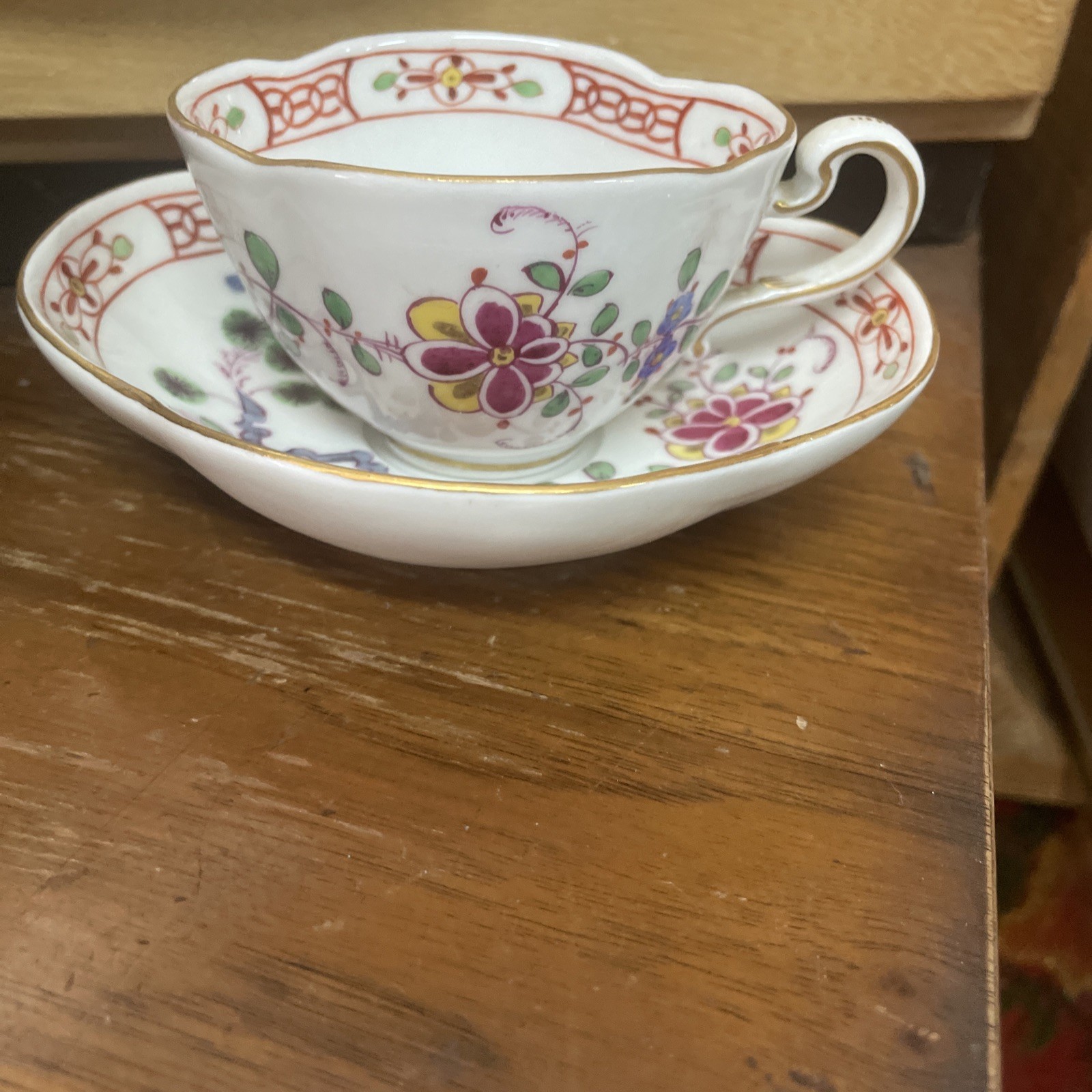 meissen cup saucer Quatrefoil Kakiemon Rock &bird Imari Cross Swords meissen cup saucer Quatrefoil Kakiemon Rock &bird Imari Cross Swords
