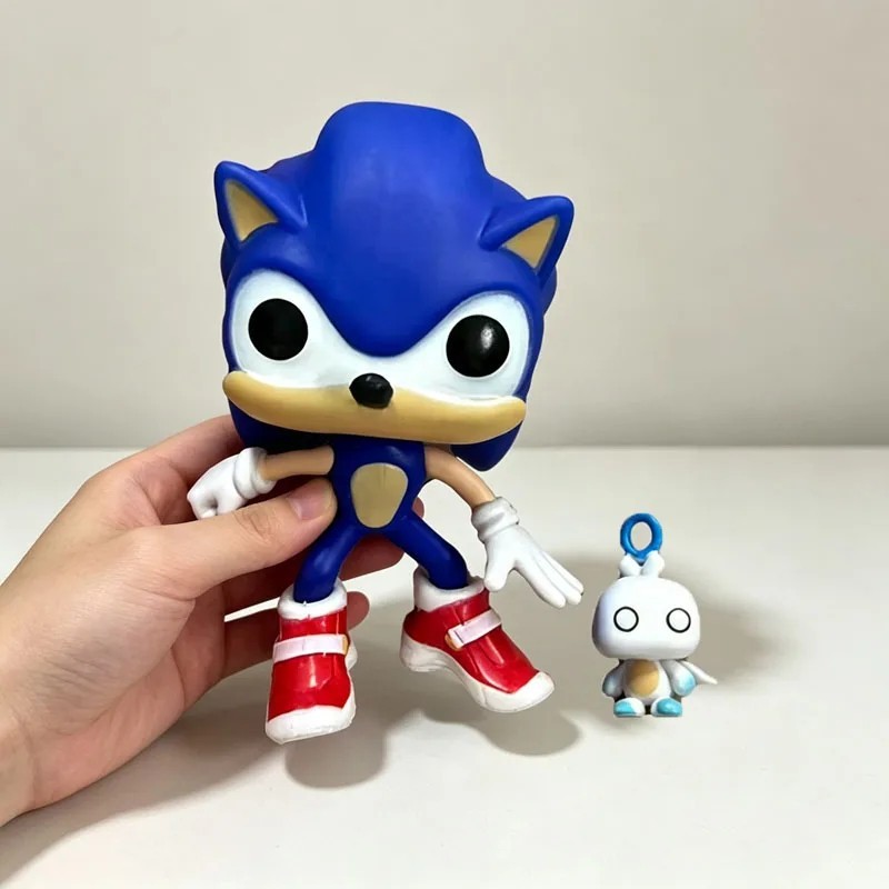 Cute Hedgehog Game Character Vinyl Doll Collectible Figurine no box
