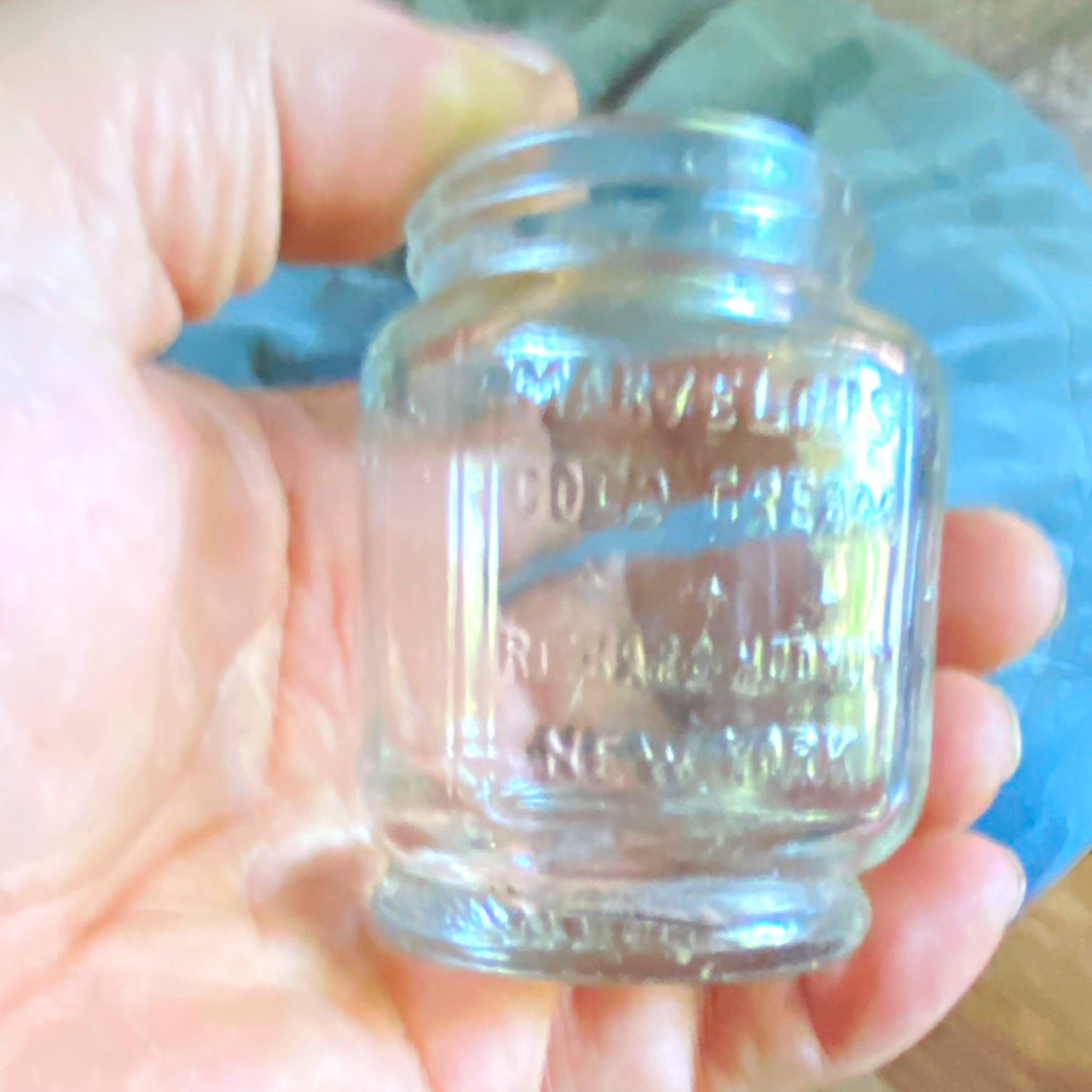 Vintage 1910s Richard Hudnut cold cream jar. Missing lid clear