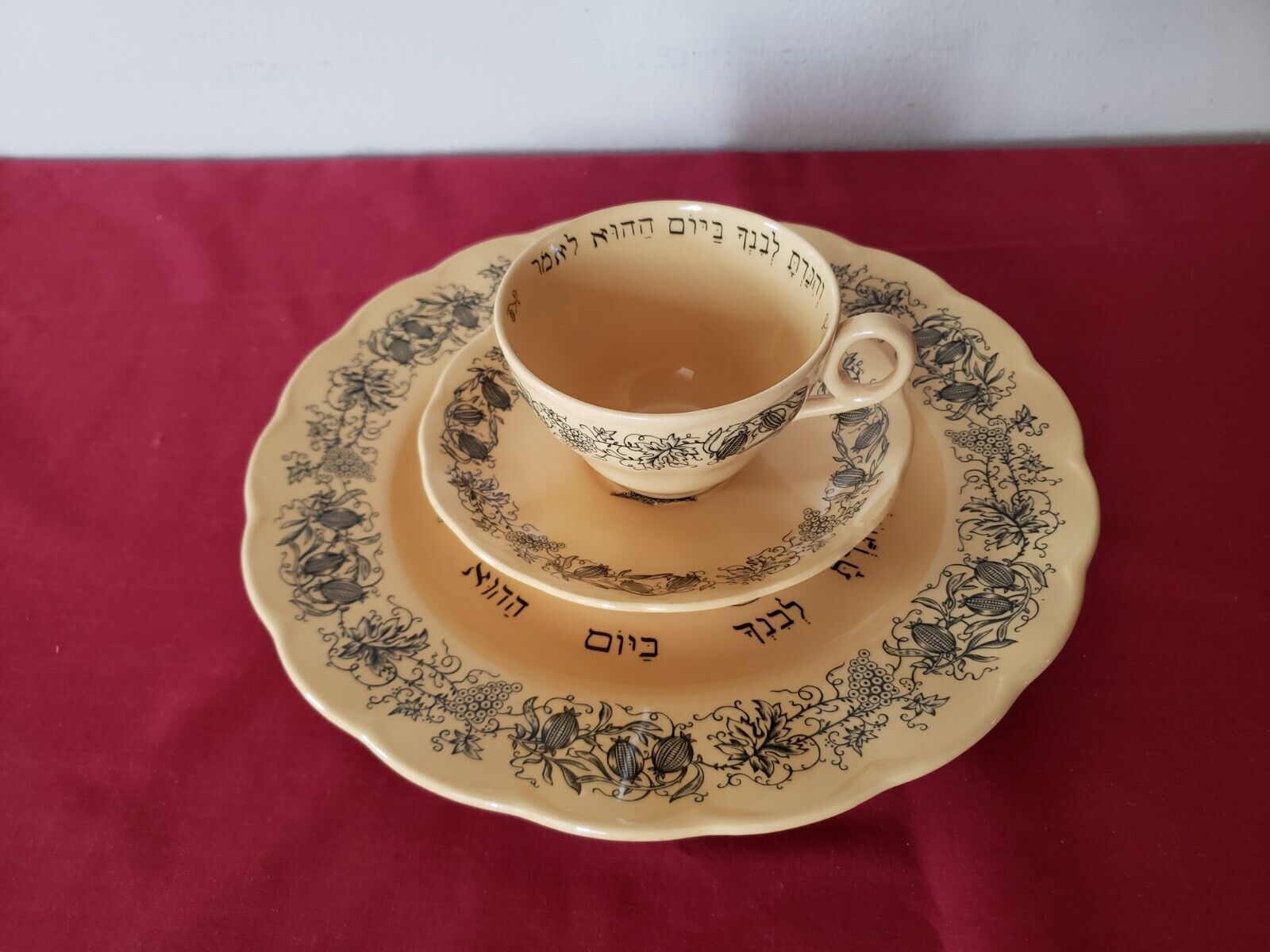 Rare Grindley Royal Cauldon Sirett Passover Matching Plate / Cup & Saucer Peach