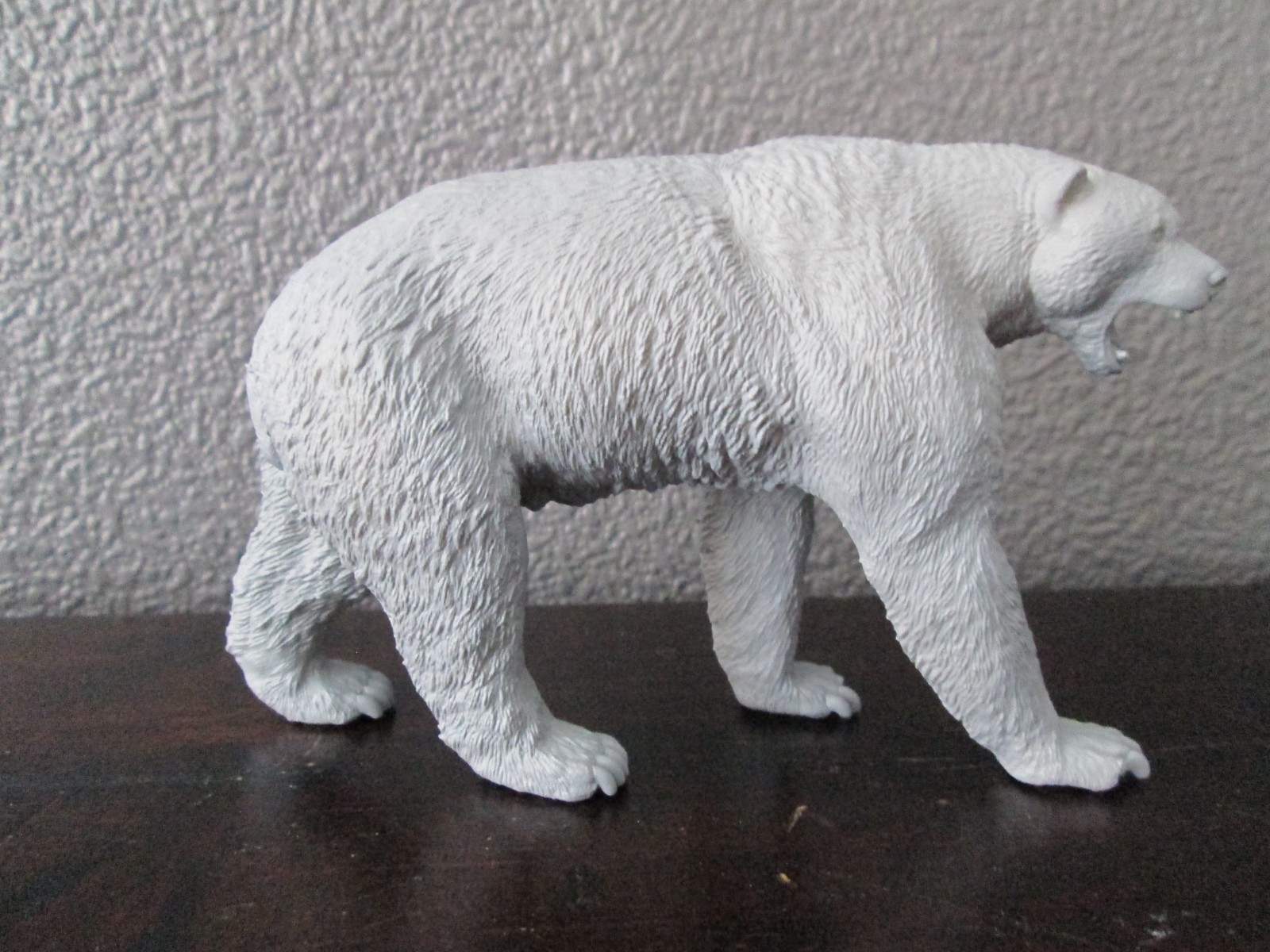 1\\20 scale short faced bear