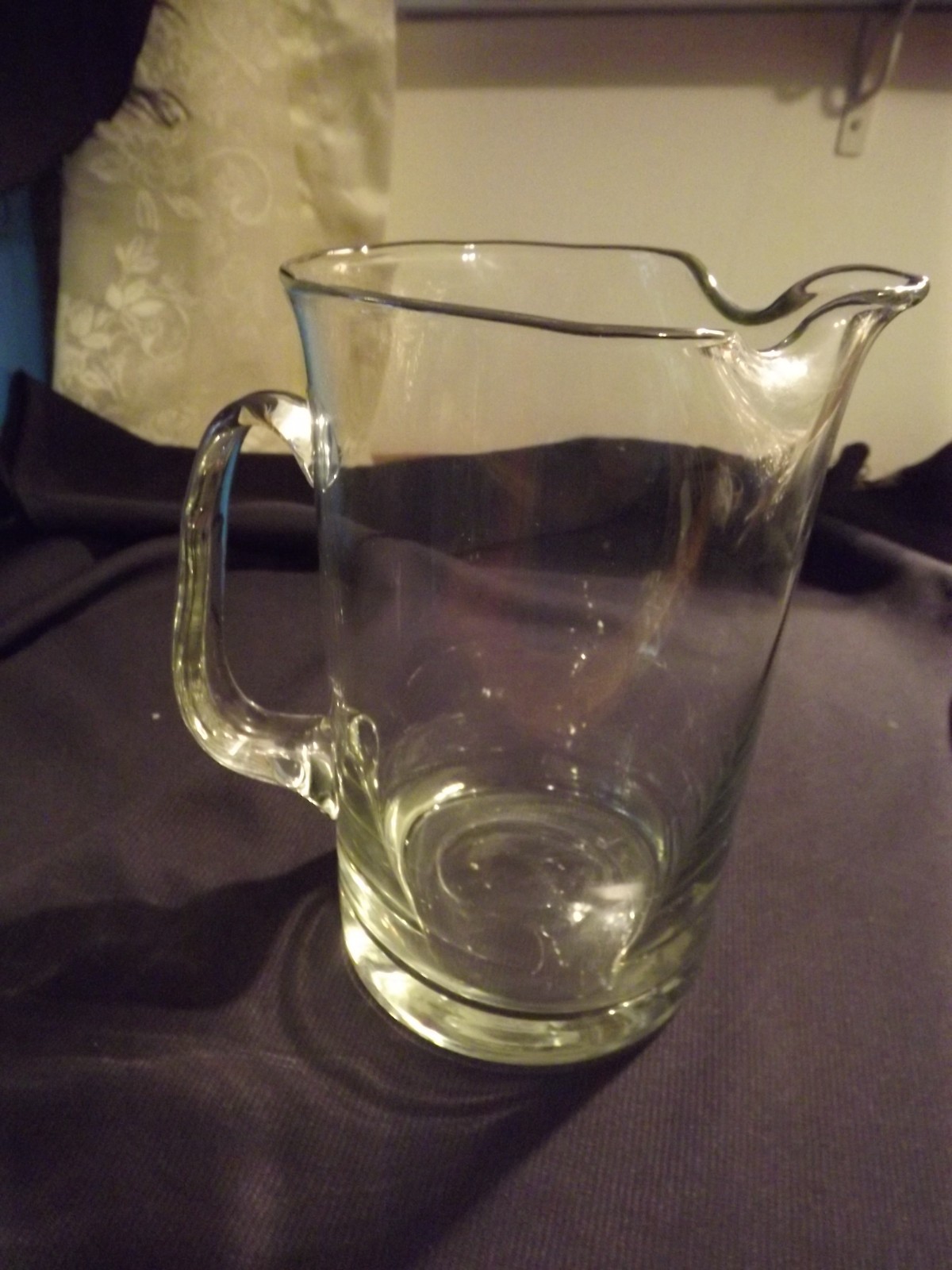 PITCHER clear thick gass ICE LIP 8.5\