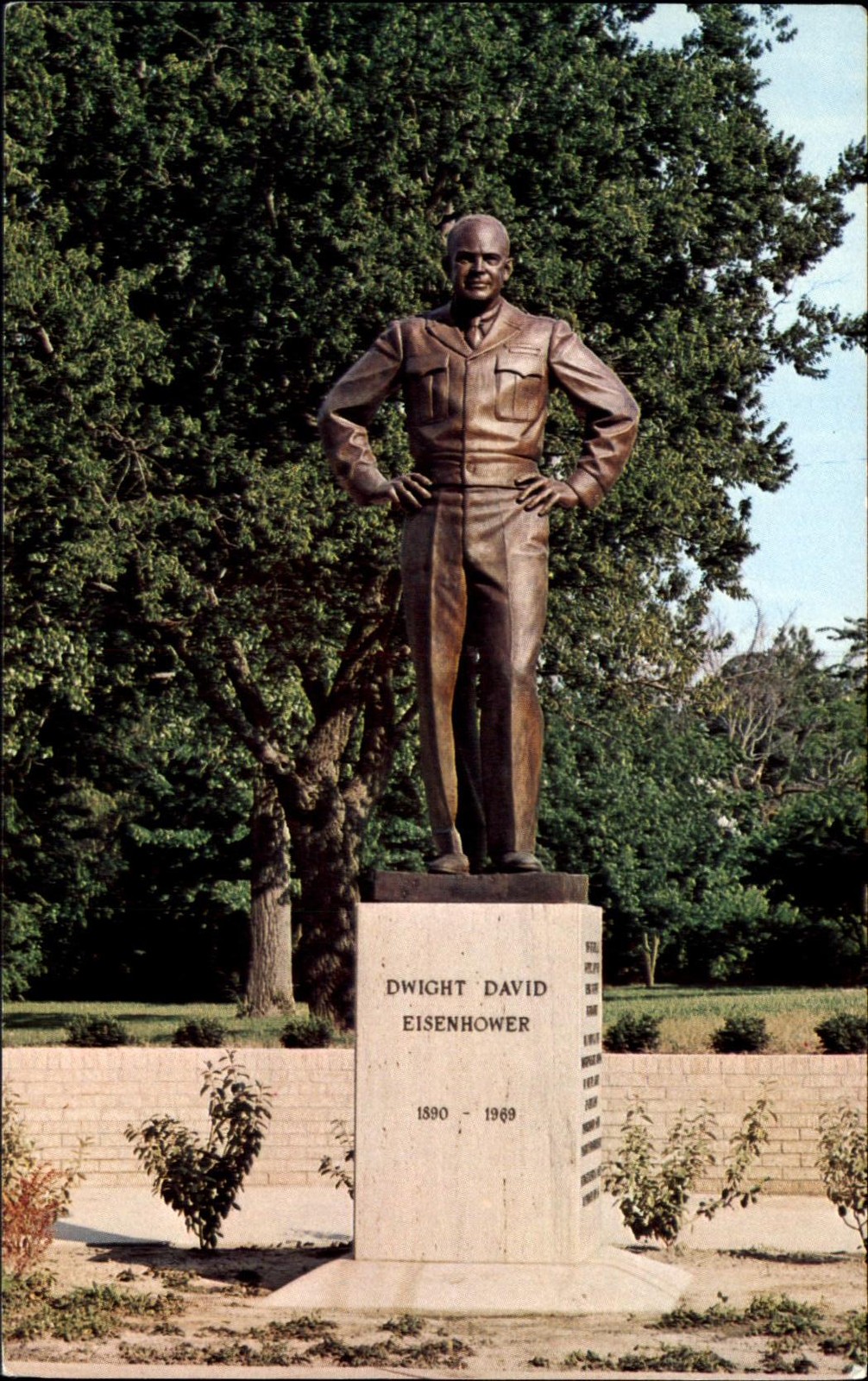 General Dwight David Eisenhower birthplace ~ bronze sculpture statue Denison TX
