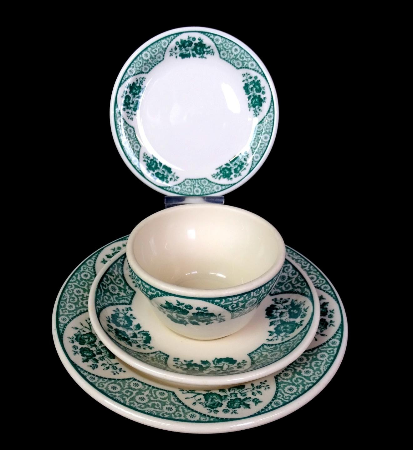 Syracuse China Old Ivory Wakefield 4Piece Bouillon Cup & Saucer & 2 Plates 1927