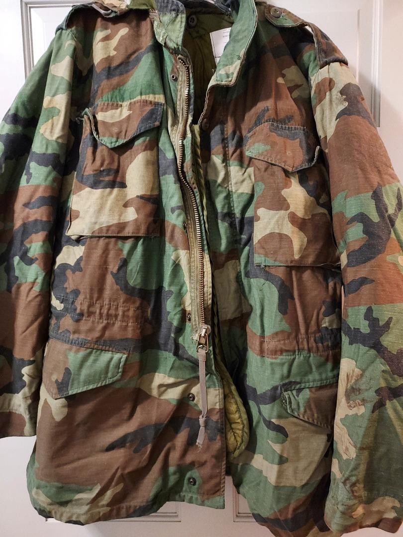 US Military Cold Weather Field Jacket, Liner, Fur Ruff Hood, Med. Long, VNT