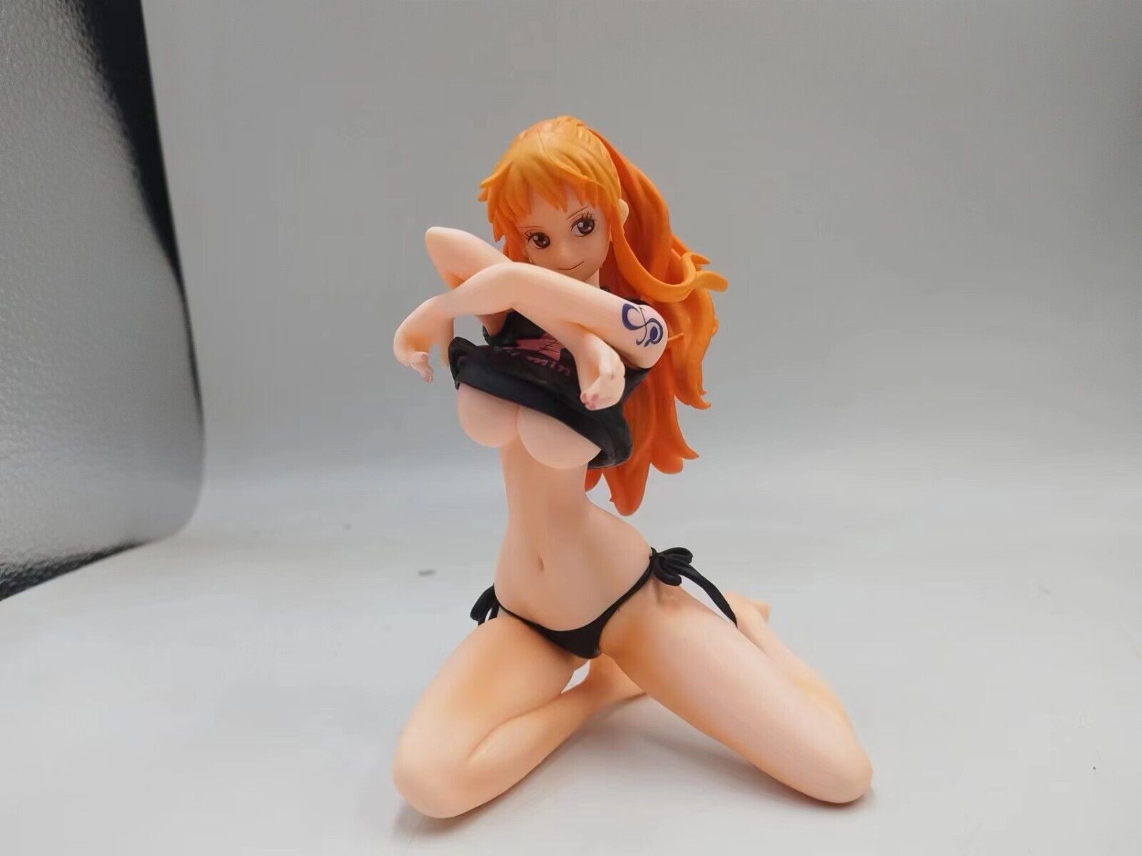 New 13CM  Nami Game Anime Girl Figures Statues Collect soft PVC toy 2
