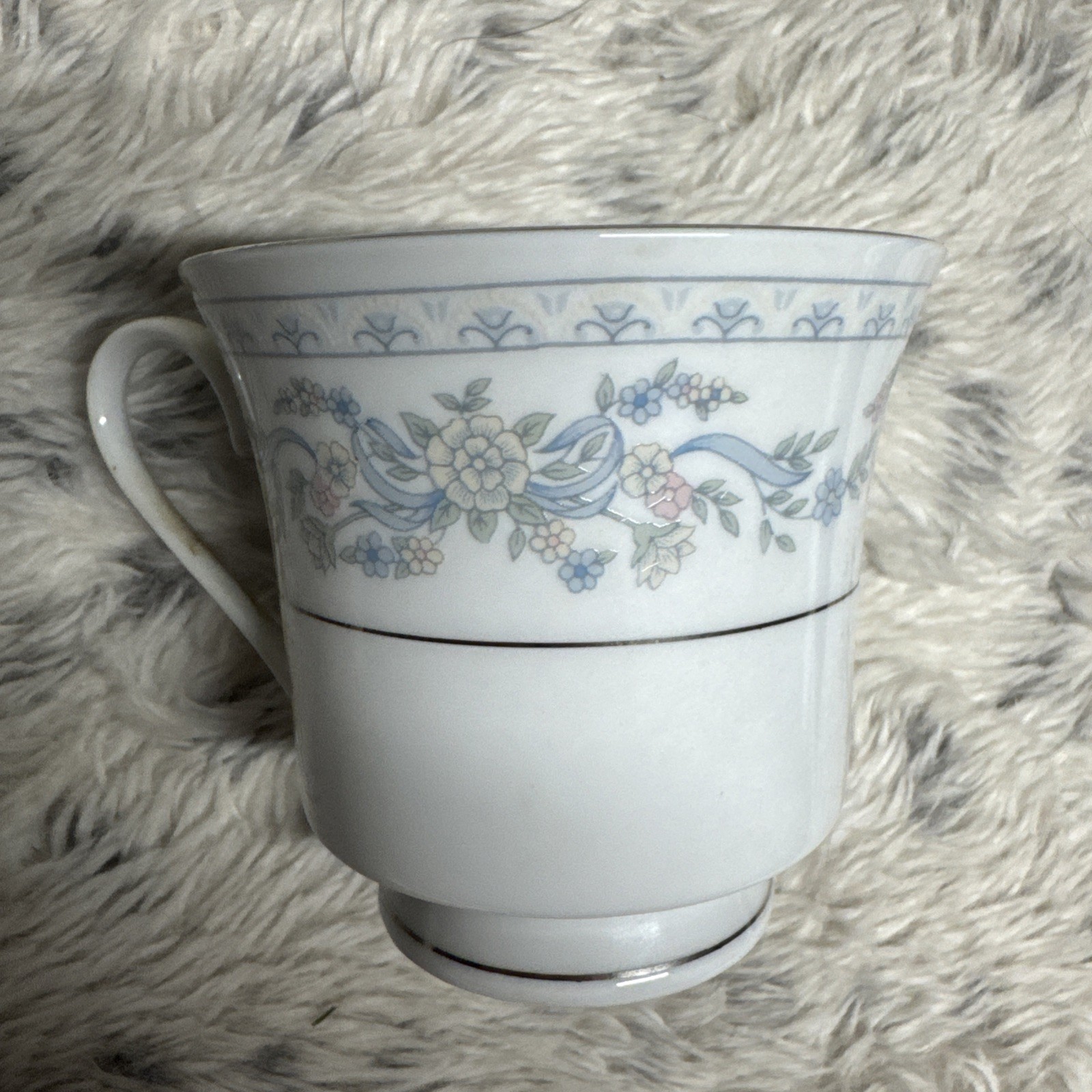 Vintage Somerset by Excel Cup Blue Floral Pattern Discontinued