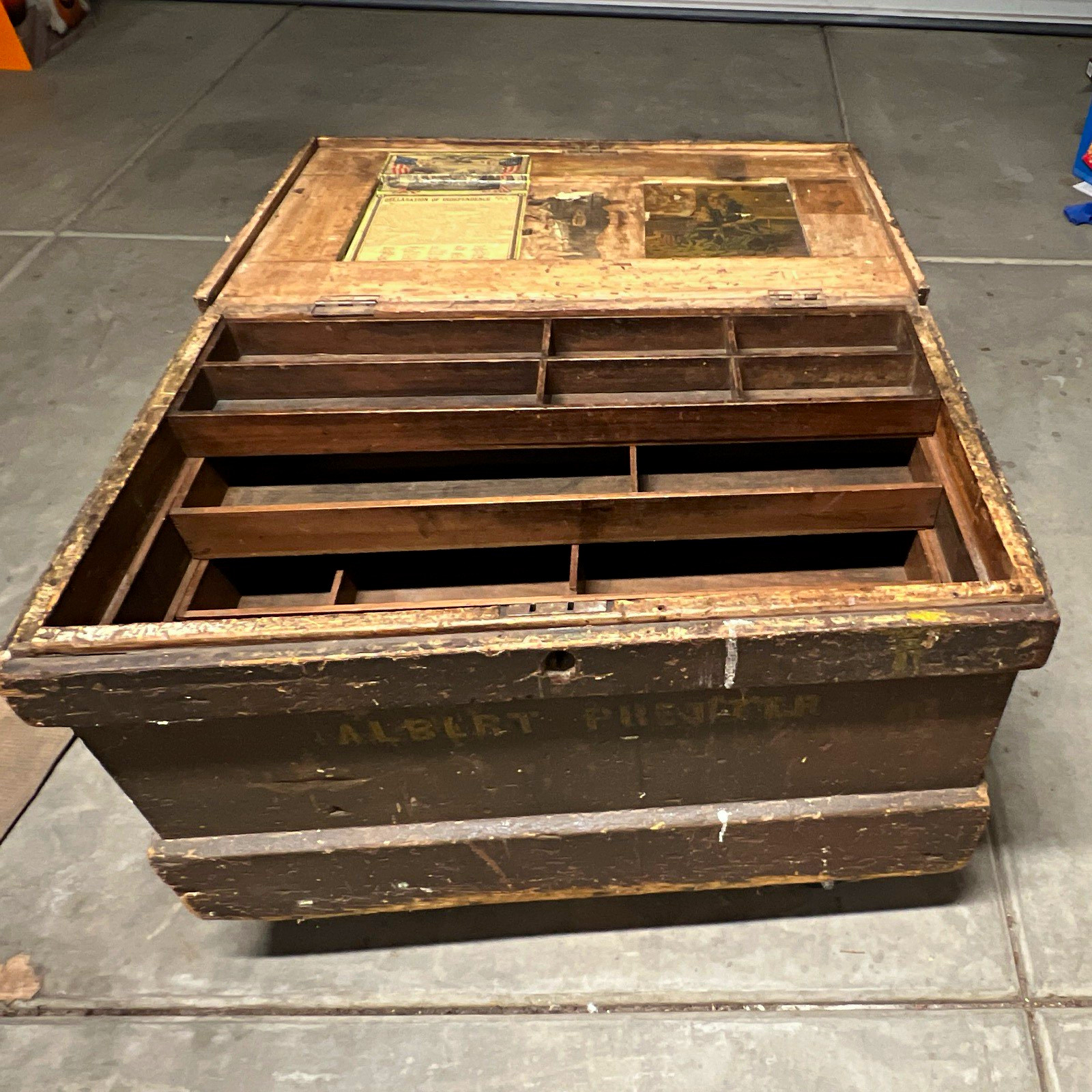 Vintage wooden carpenters chest with 3 walnut sliding drawers