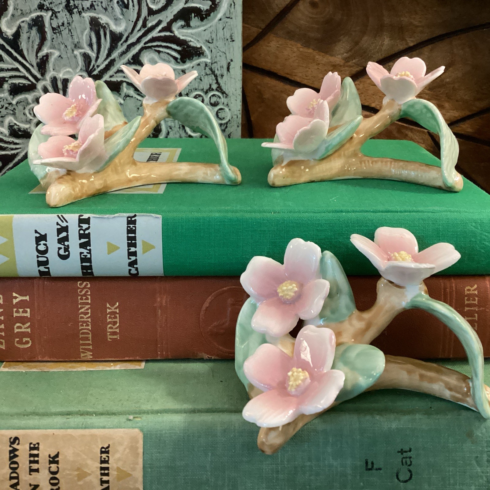 VTG PIA 1986 Bone China Pink Dogwood Blossom Napkin Rings Set of 3 Hand-Painted