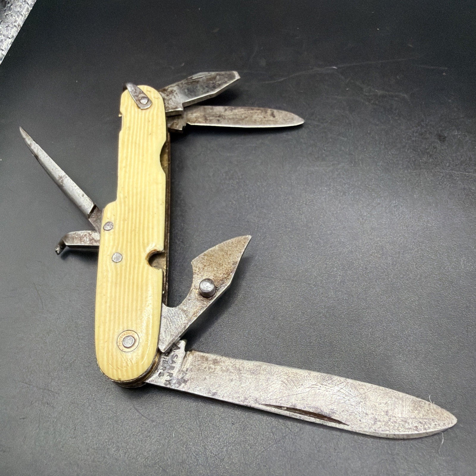 Vintage A Sarry Thiers France Multi Tool 5 Blade Utility Pocket Knife