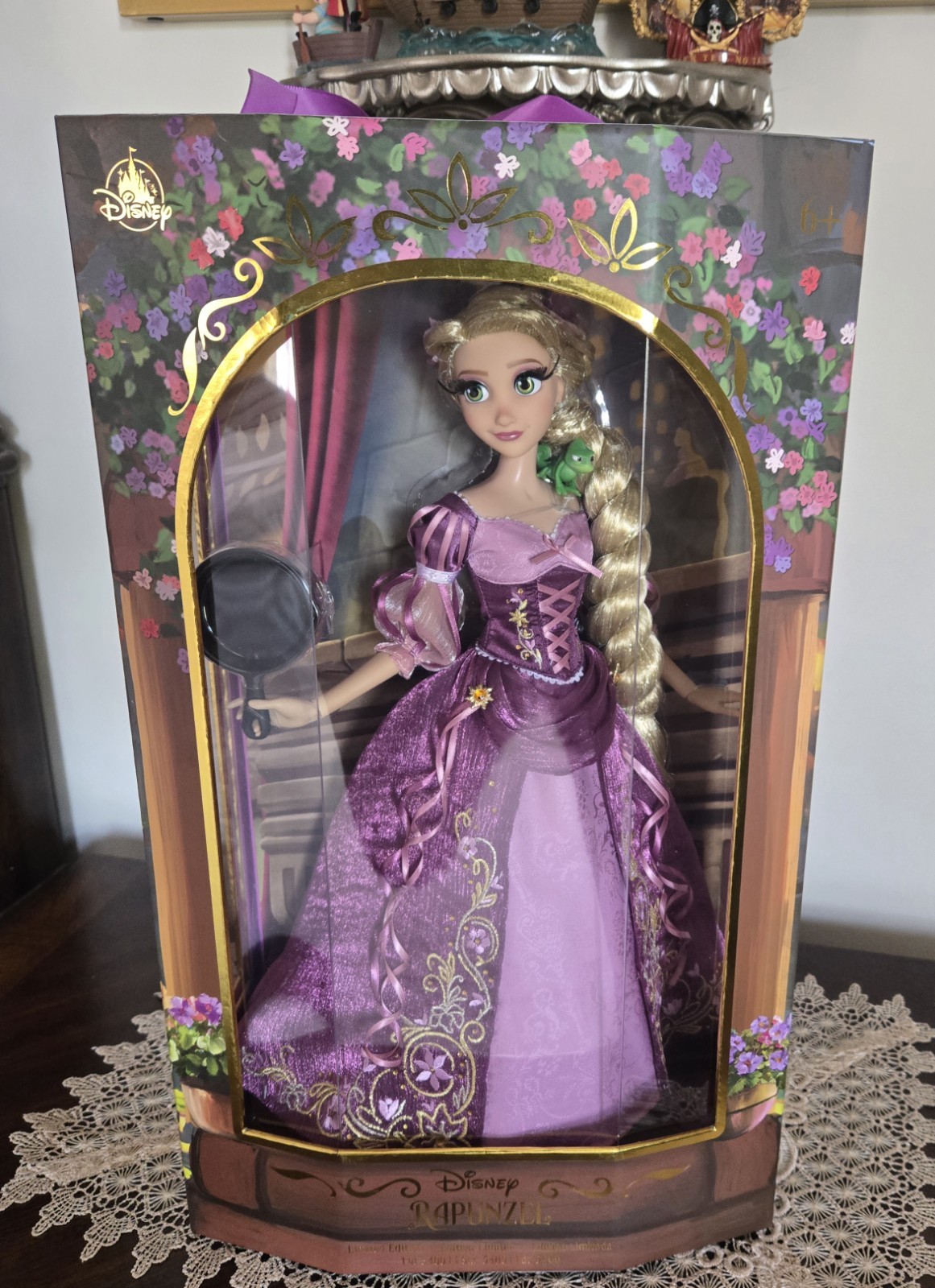 2025 Disney Tangled 15th Anniversary Rapunzel Limited Edition 17” Doll BRAND NEW