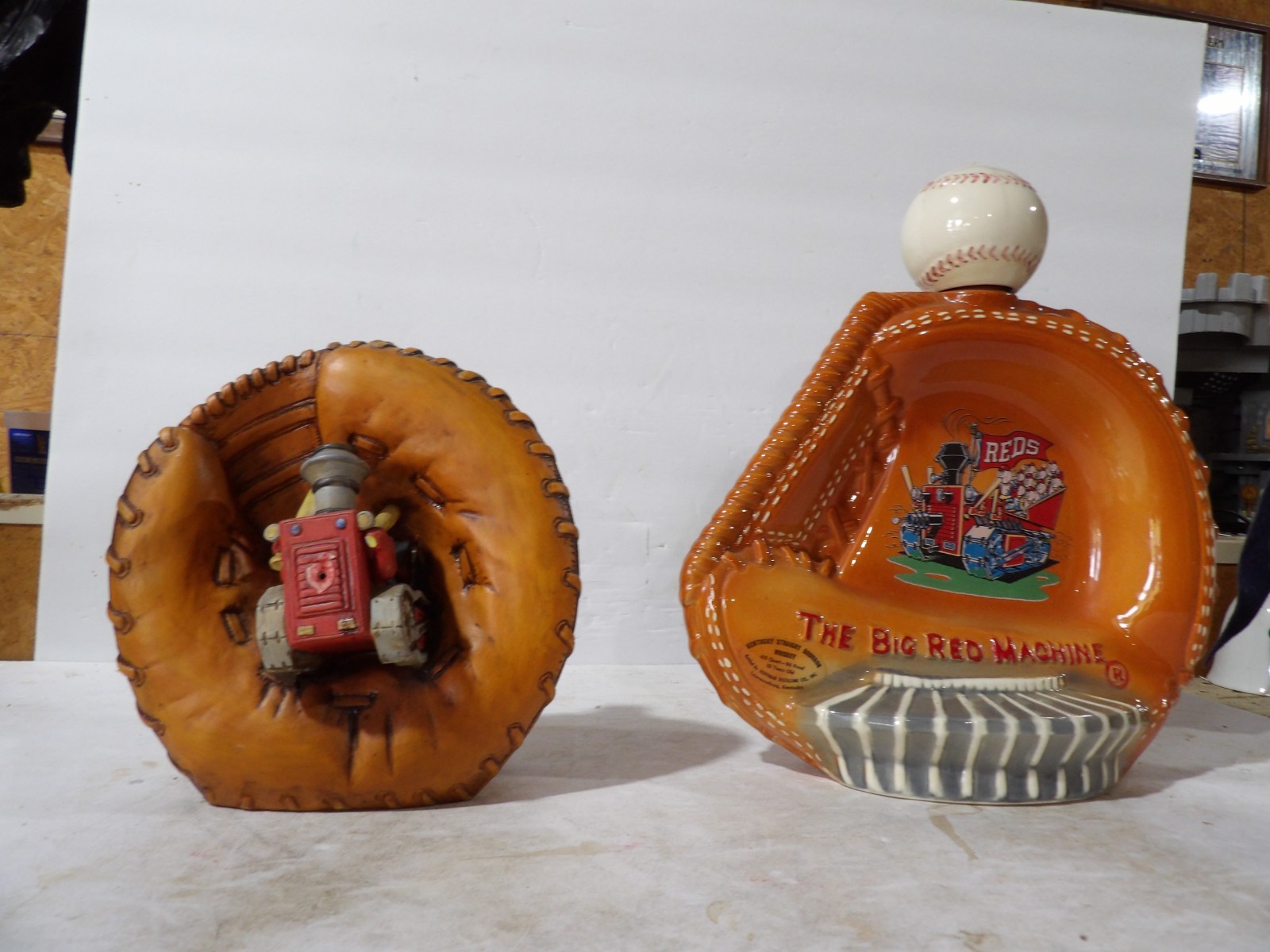 Hoffman Original Sample Of Cincinnati Reds Big Red Machine MLB Empty Decanter