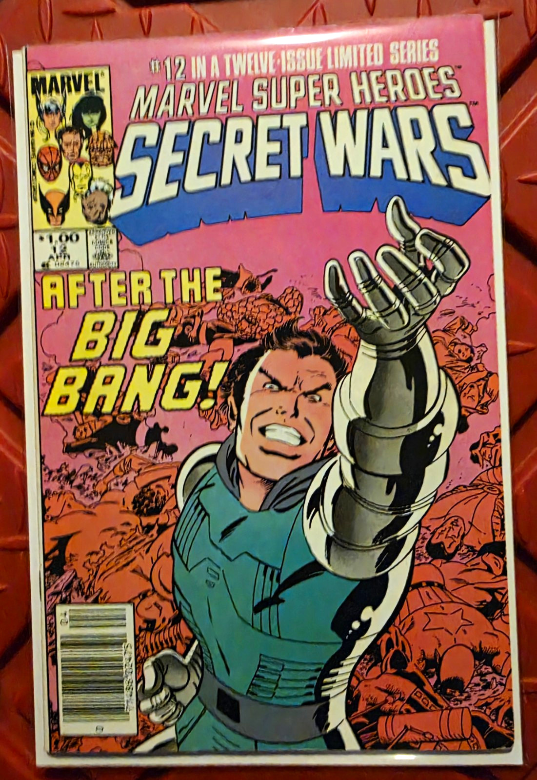 Marvel Super Heroes Secret Wars 1984 lot of 8 books Marvel Super Heroes Secret Wars 1984 lot of 8 books