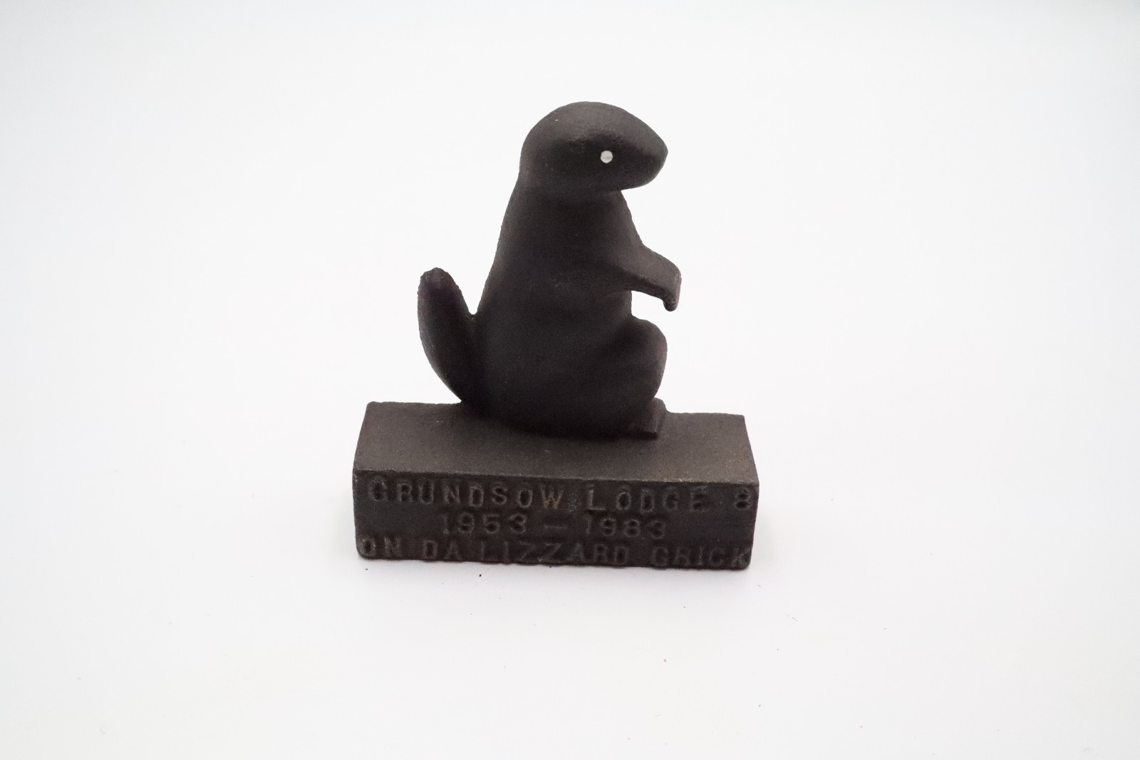 Vintage Grundsow Lodge 8 1953-1983 Cast Iron Groundhog Lizzard Crick PA Dutch