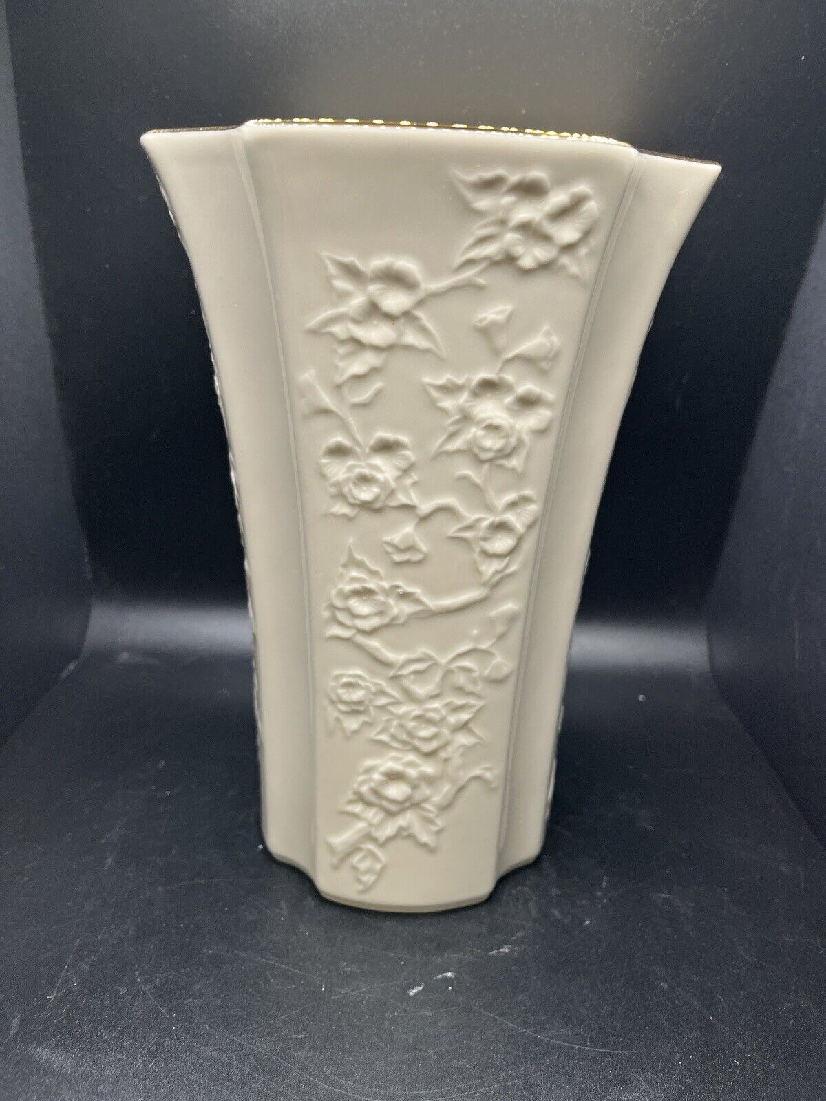 Lenox Large Legacy Edition Carrington Decorative Flower Vase
