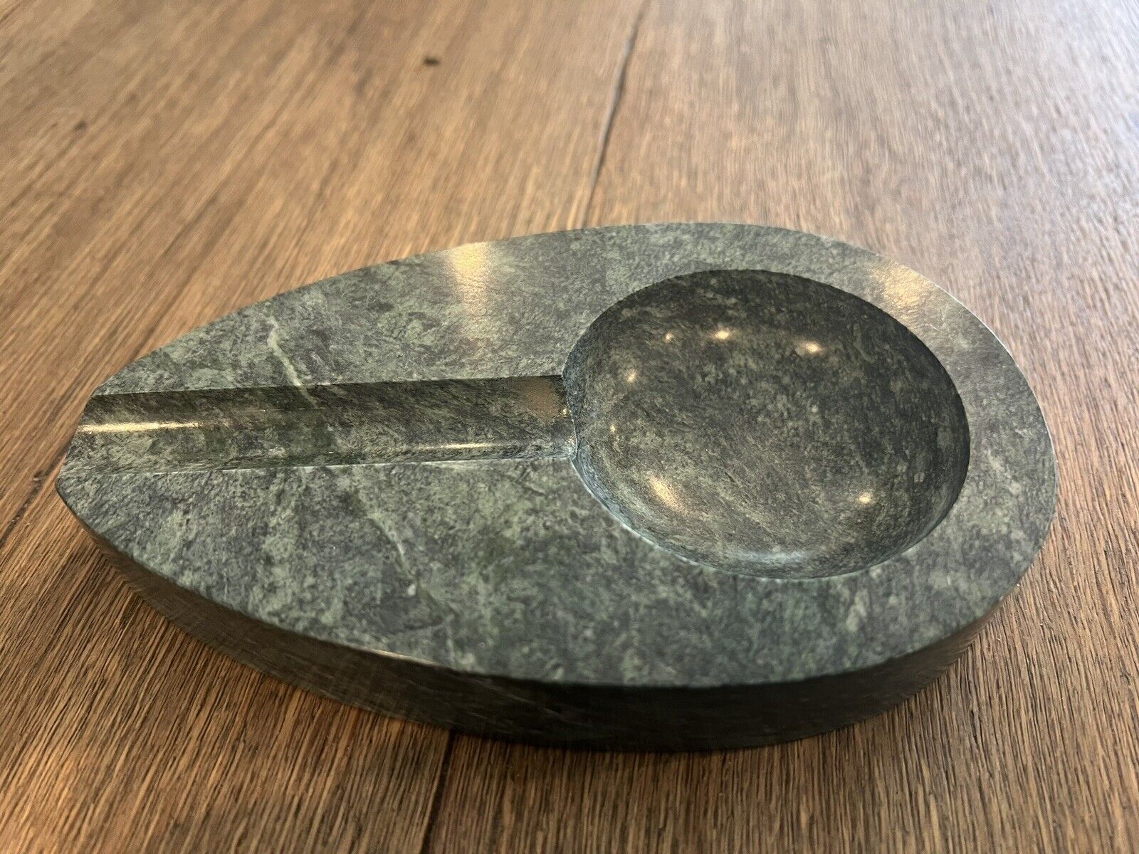 Vintage Green Marble Cigar or Pipe Rest Executive