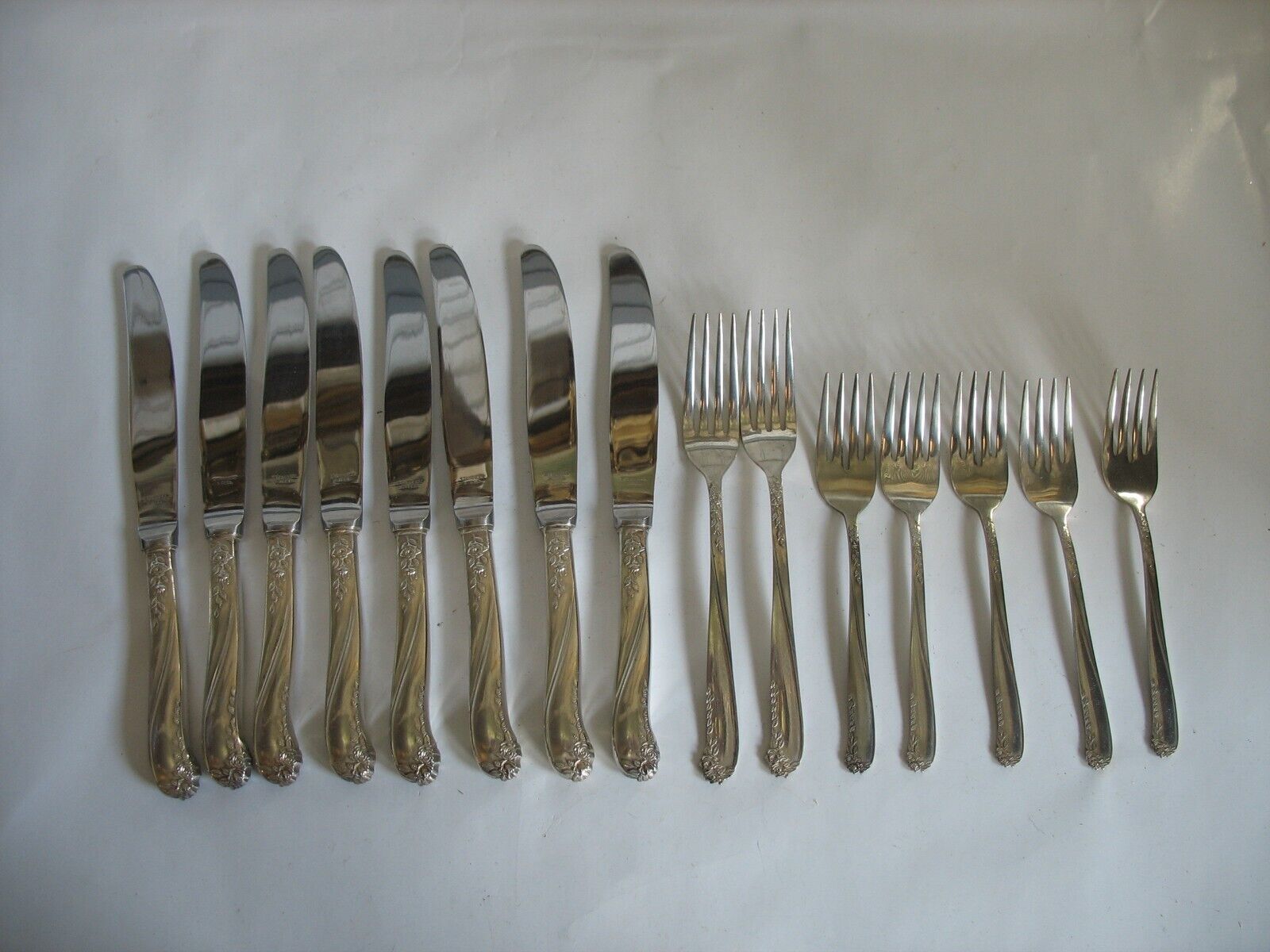 Vtg S/15 pcs Eldan ELD22 silverplate flatware JAPAN ROSES knives forks 
