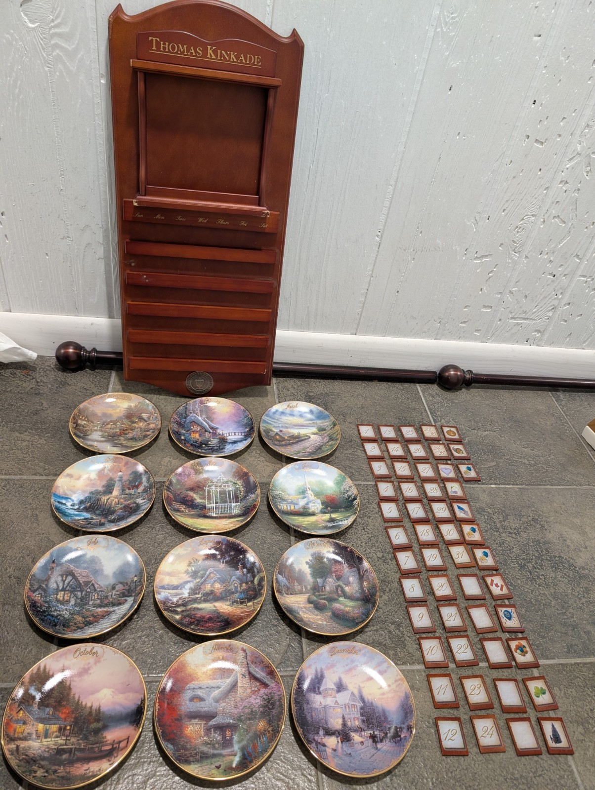 Thomas Kinkade Simpler Times Plates Perpetual Calendar 12 Plates & All Tiles