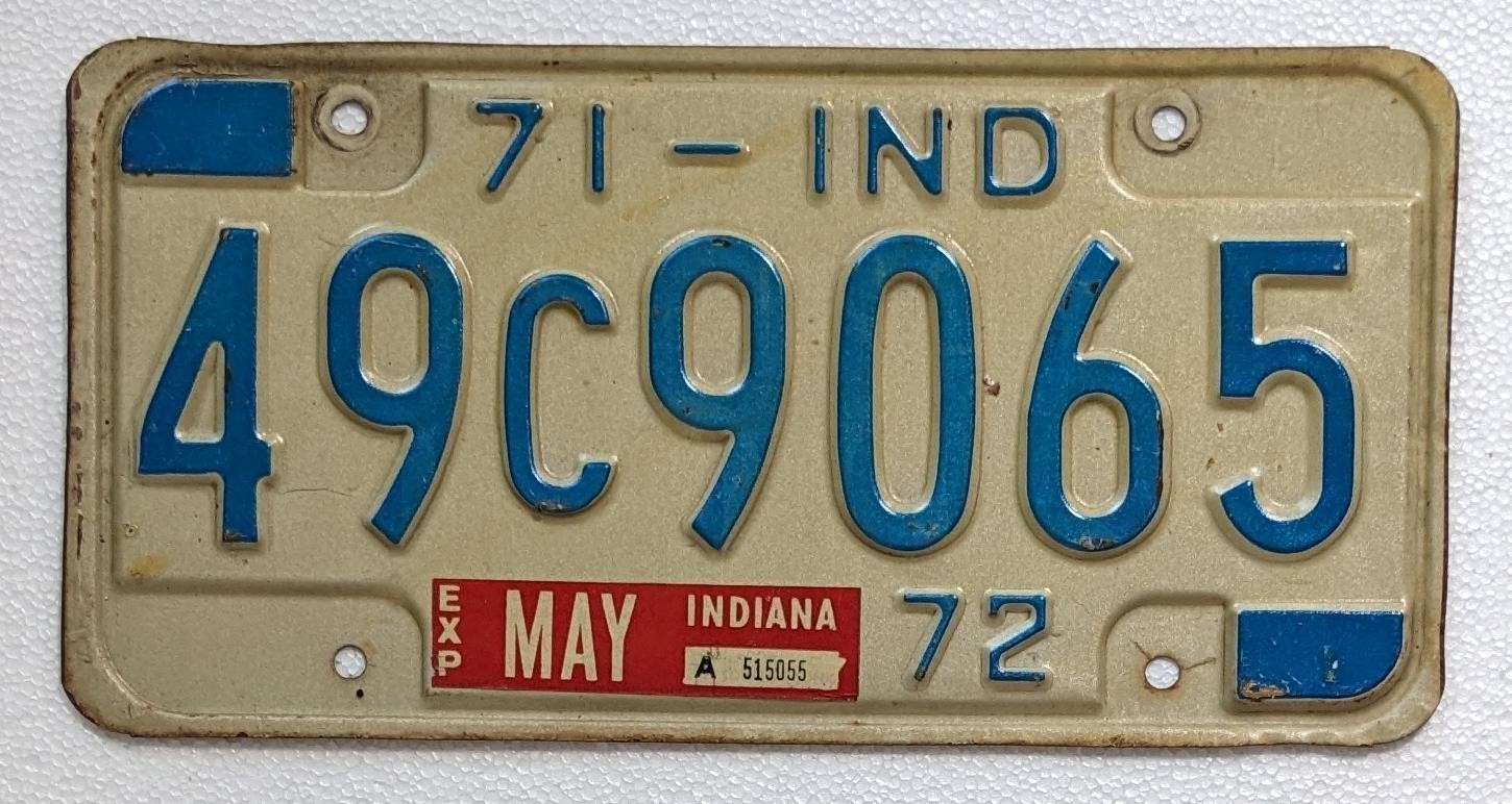 Vintage 1971 Indiana License Plate 71 - IND 72 Garage decor  Marion County