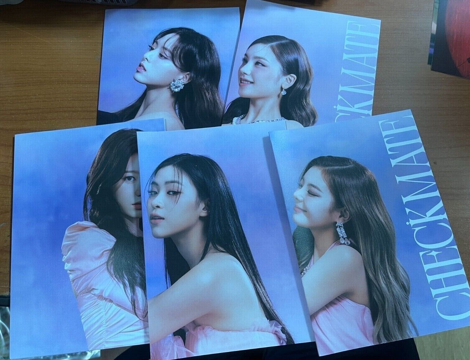 ITZY Official FOLDED POSTER Album [CHECKMATE] Kpop - 5 TYPE