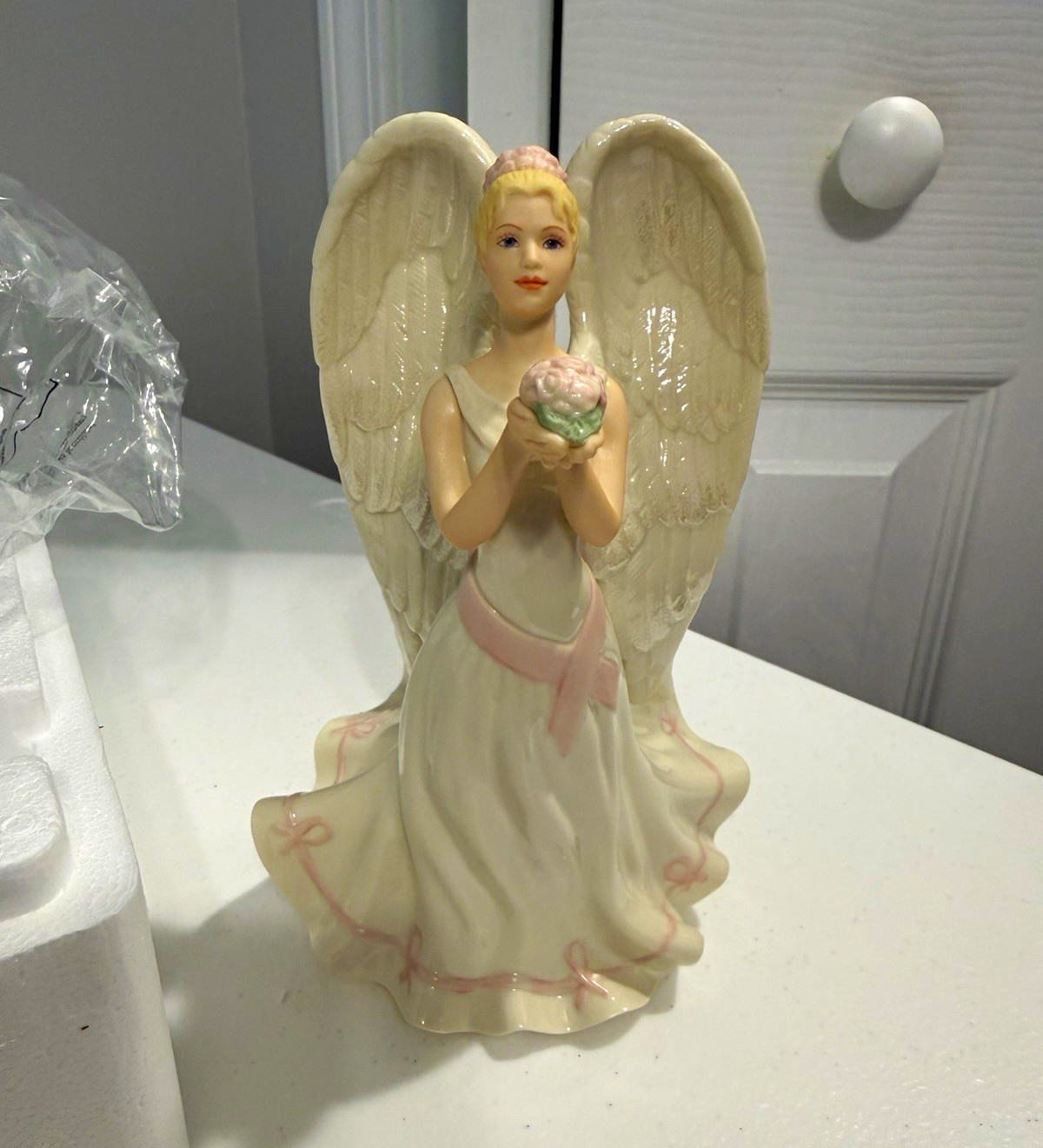 Lenox Gift of Knowledge Angel Breast Cancer Pink Ribbon Figurine Box COA